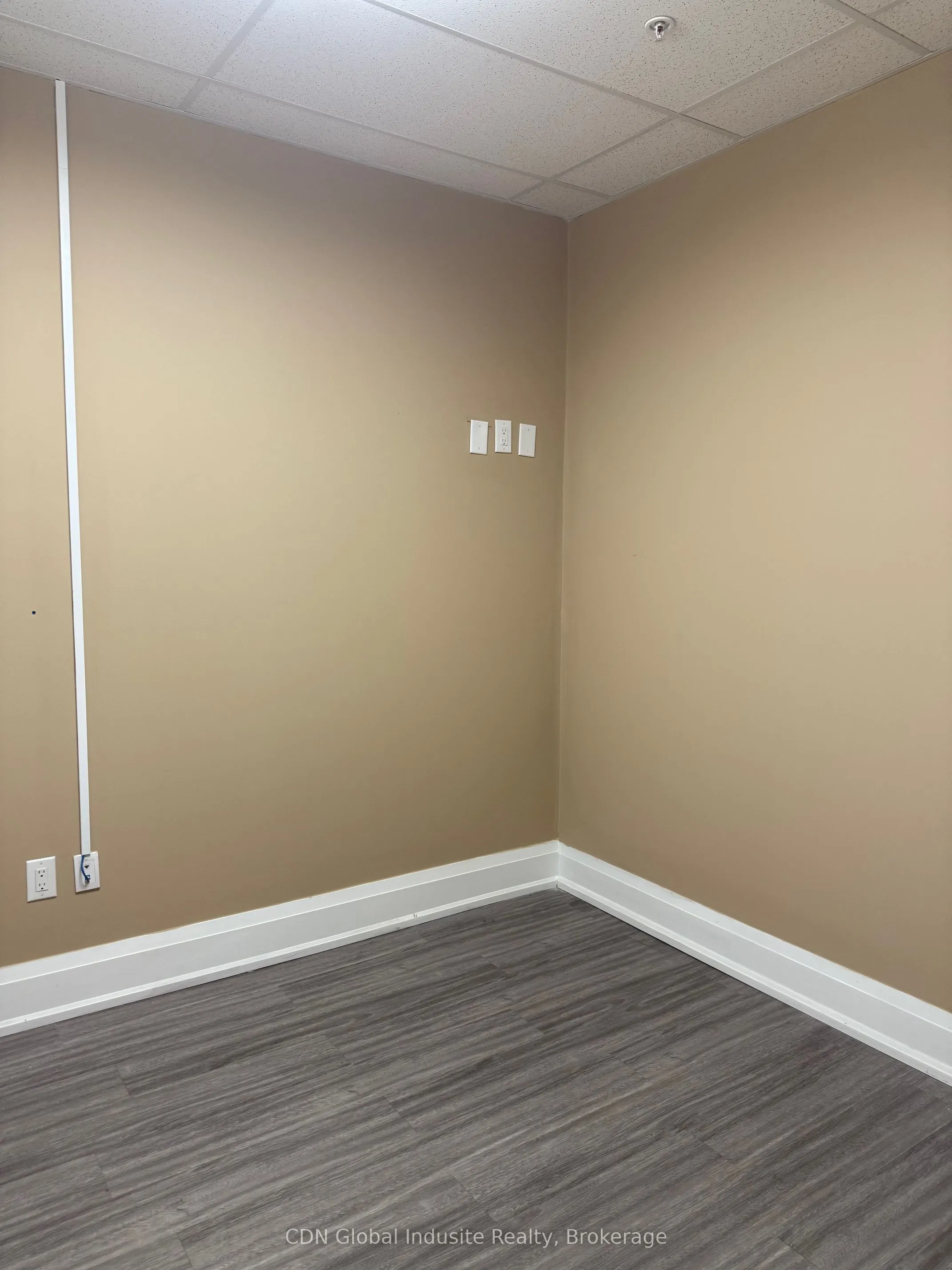 1065 Canadian Place, #112