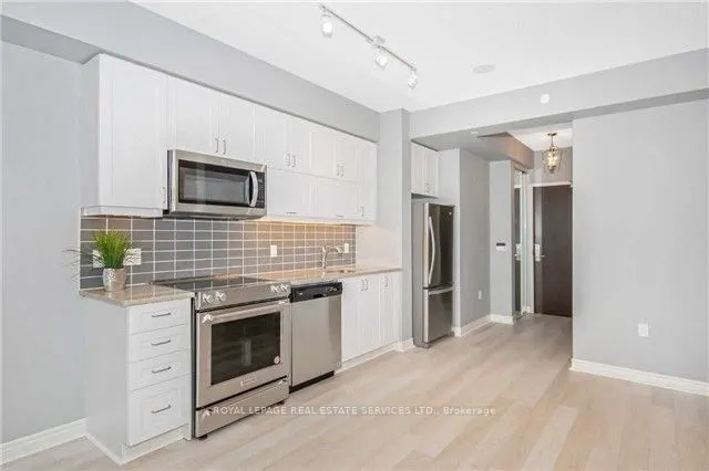 39 Annie Craig Drive, #904