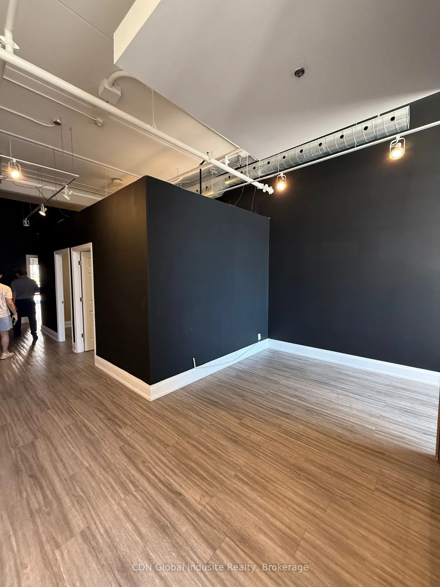 1065 Canadian Place, #112