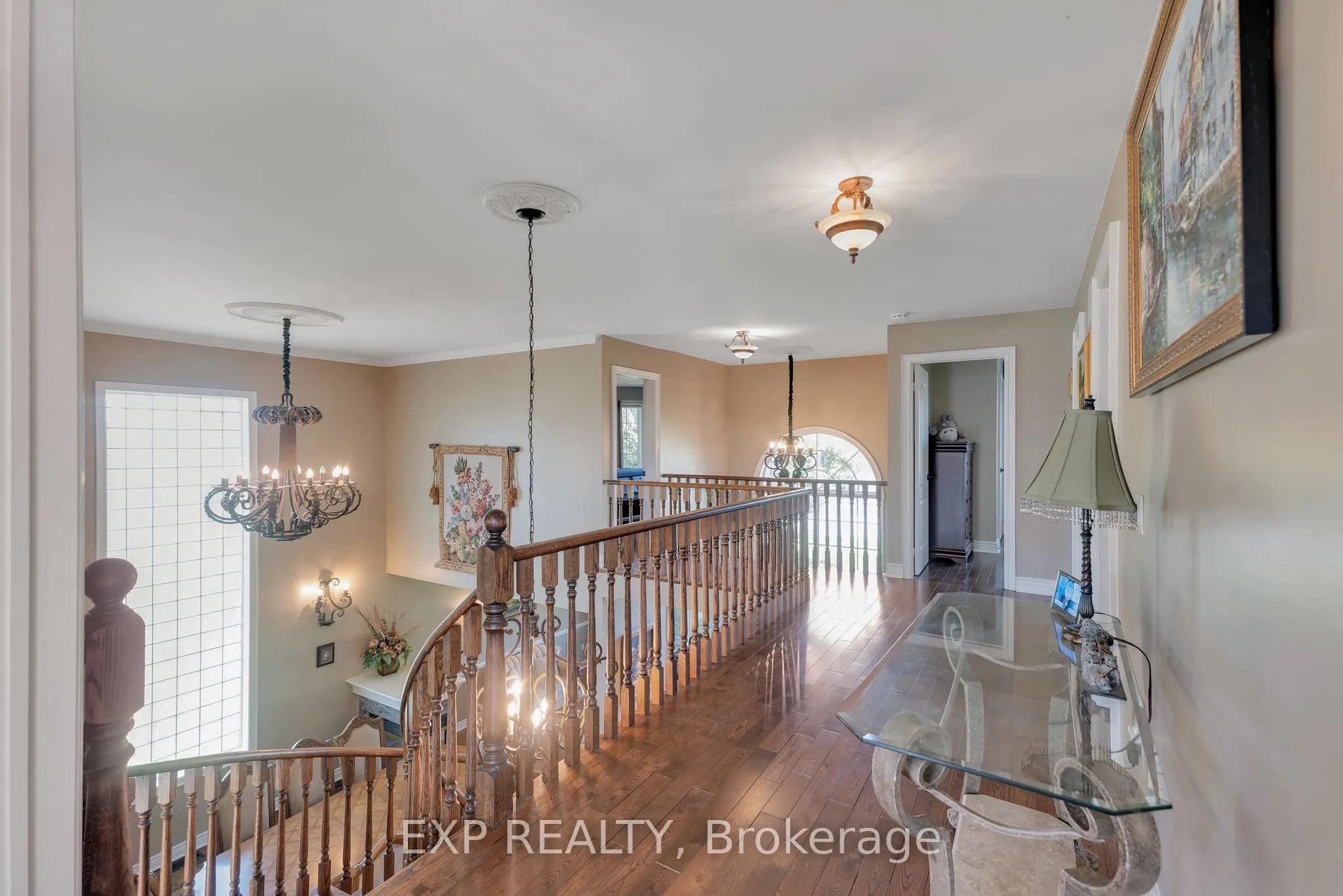 6 Golfway Court