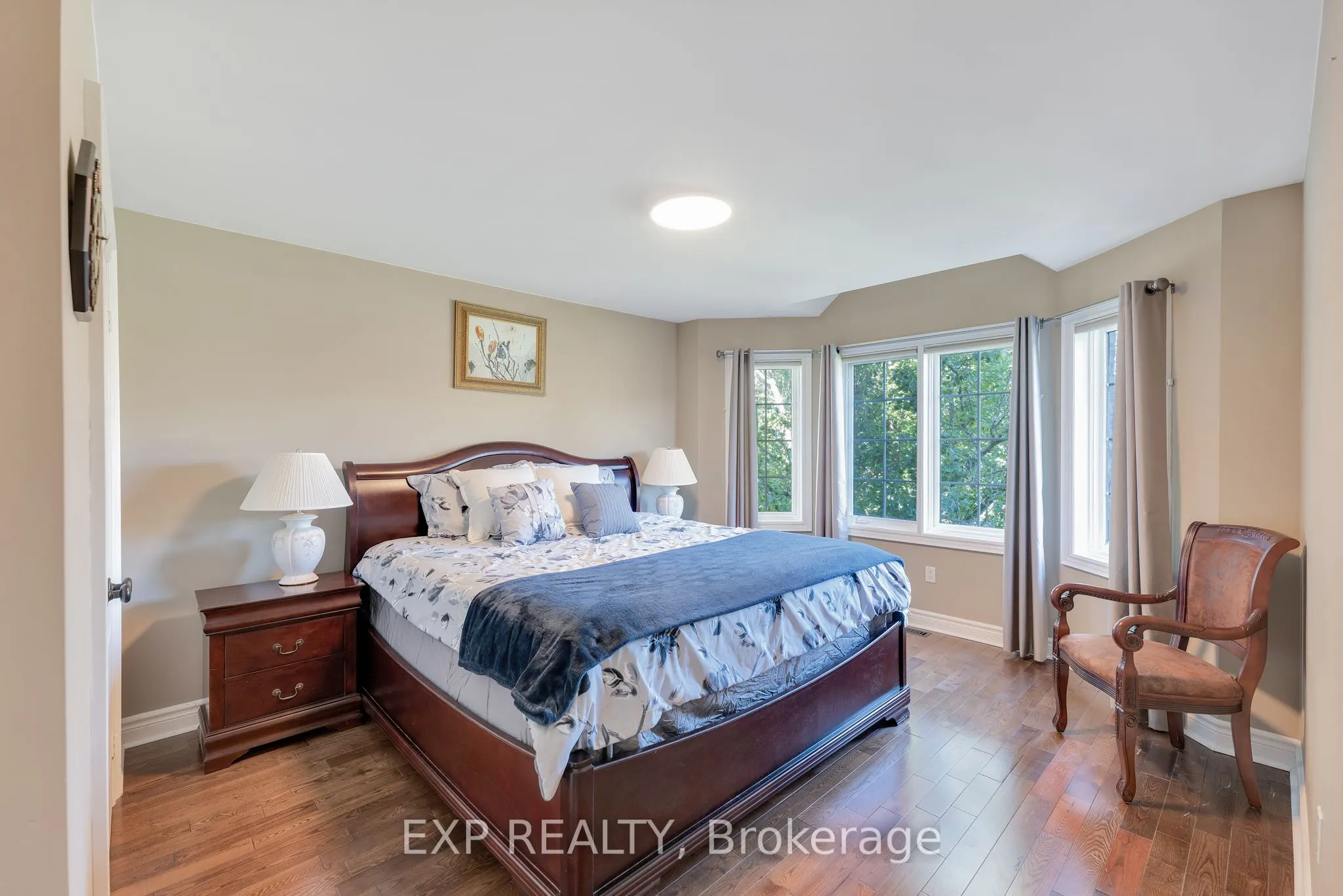6 Golfway Court