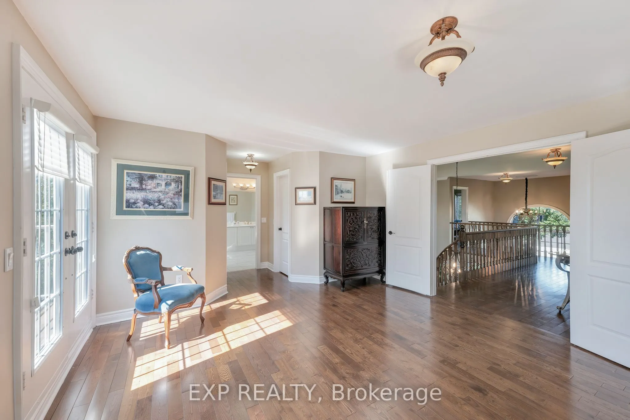 6 Golfway Court