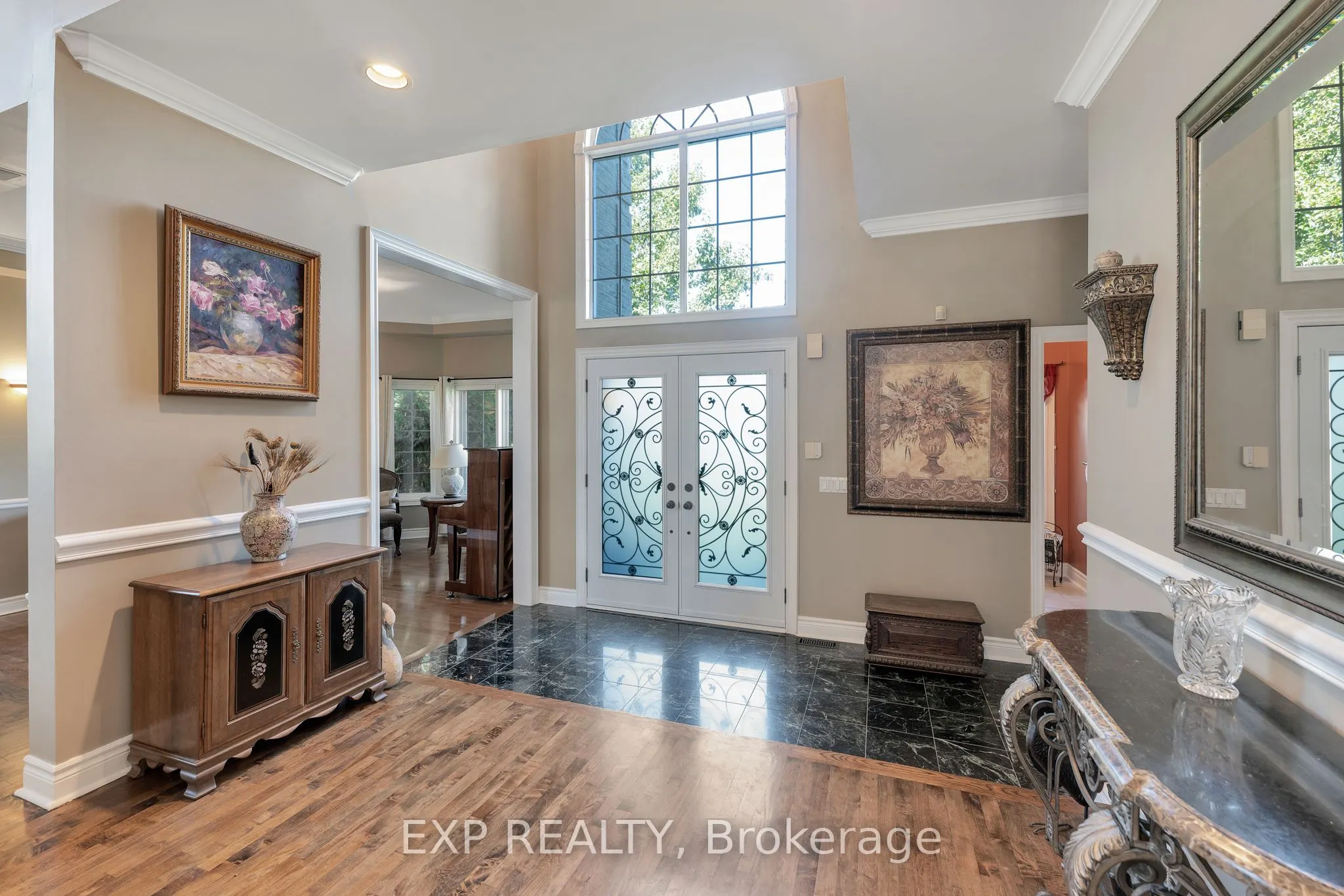 6 Golfway Court