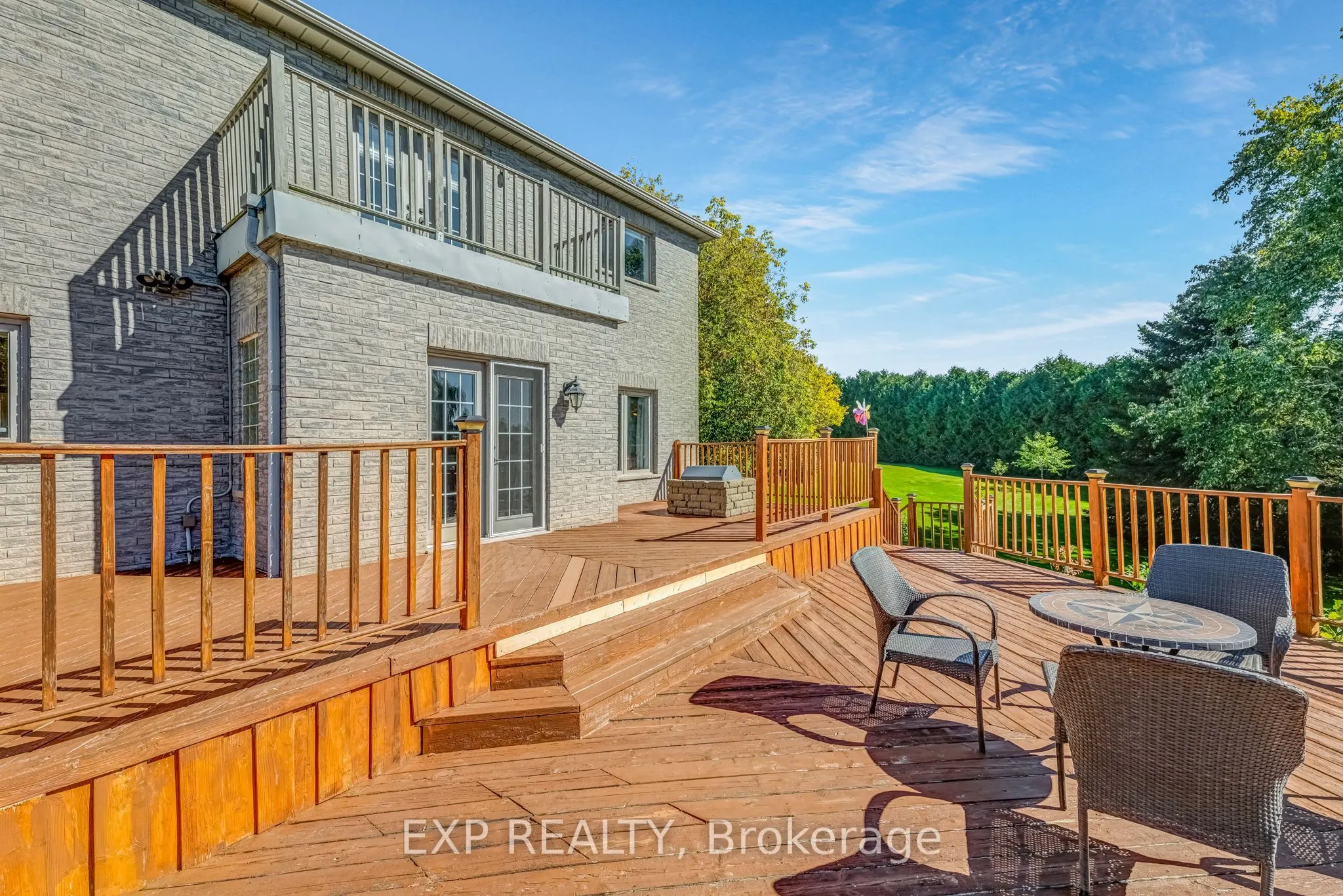 6 Golfway Court