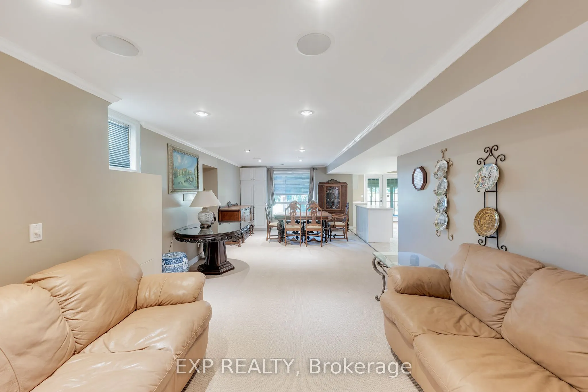 6 Golfway Court