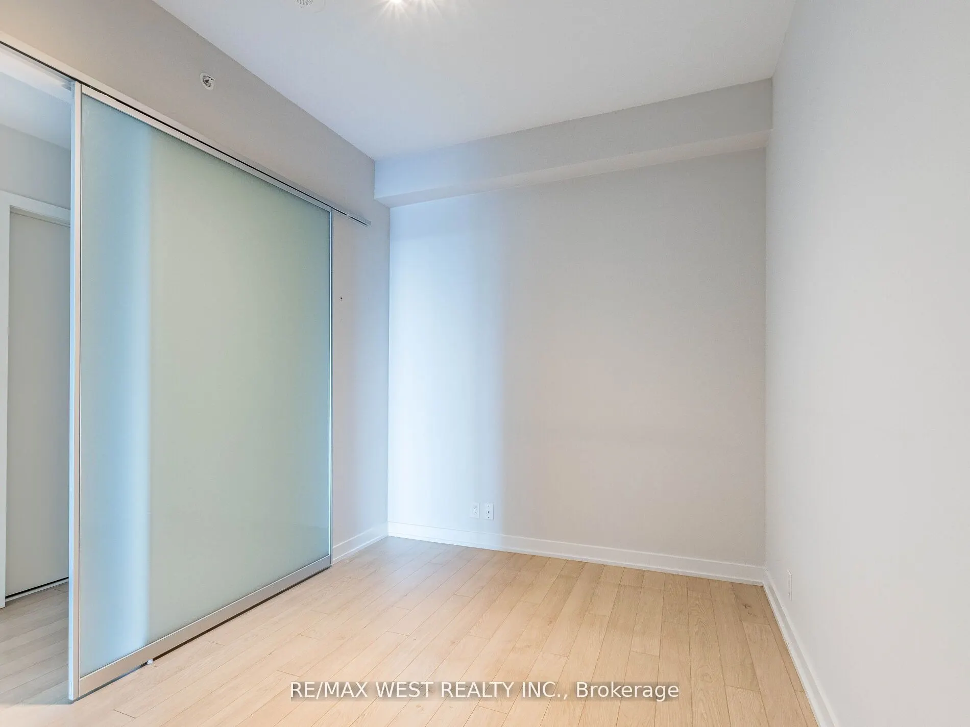 10 Park Lawn Road, #602