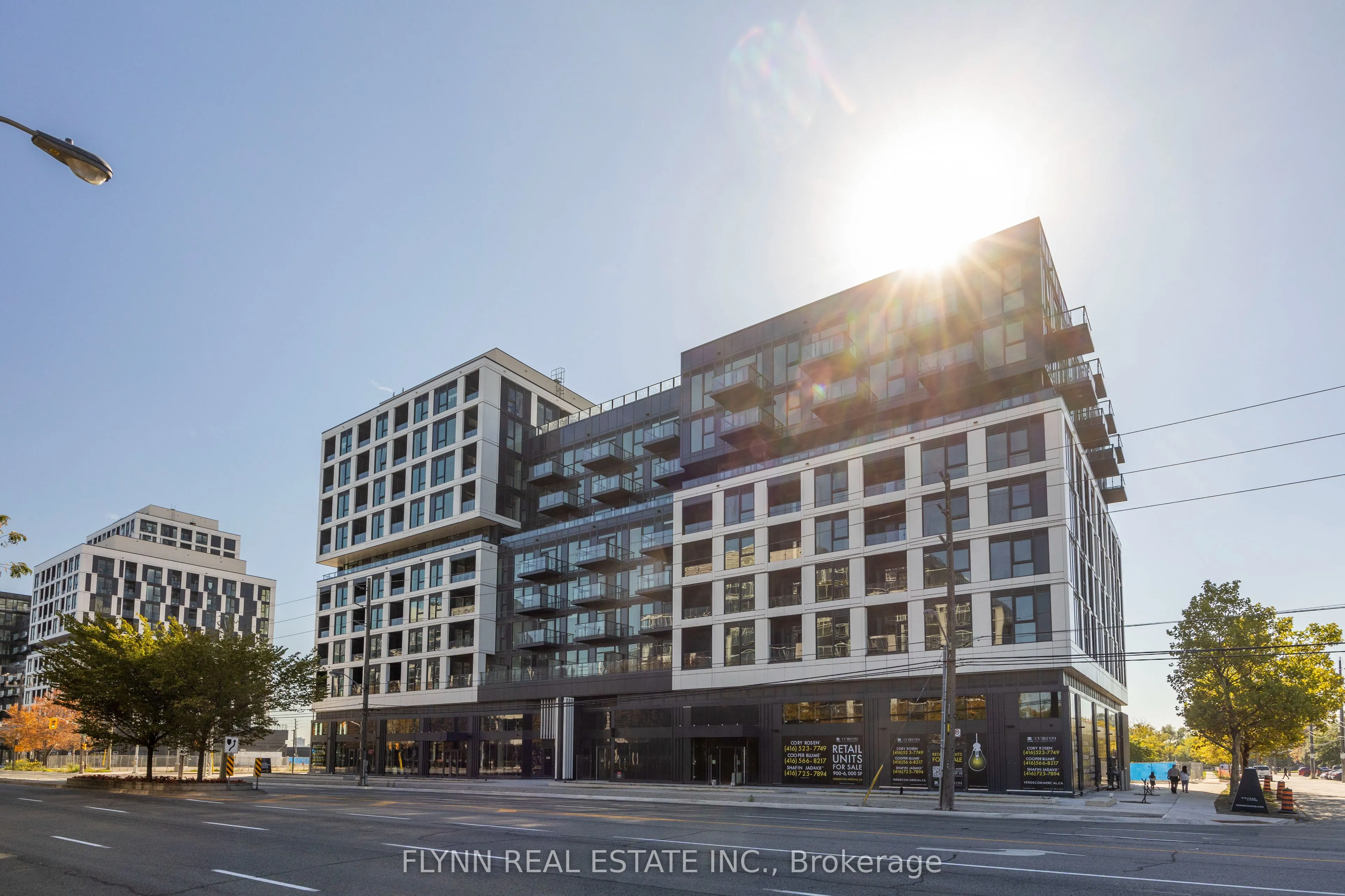 1037 The Queensway Street, #220