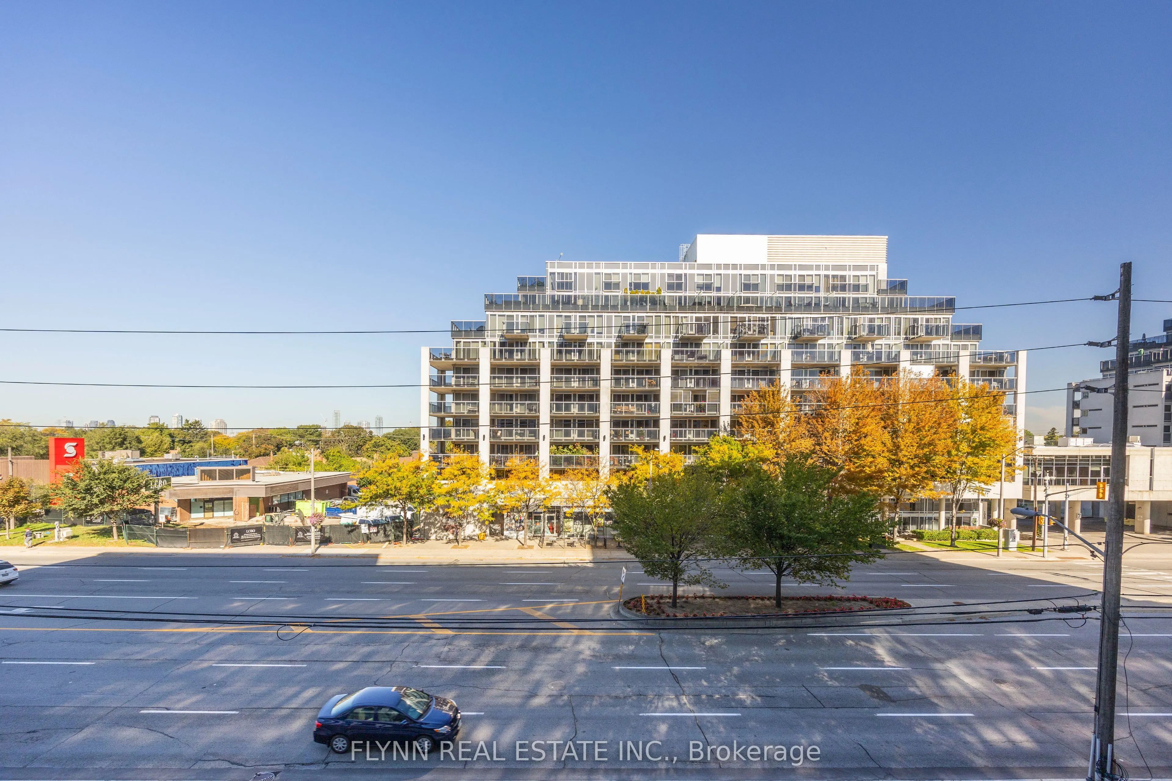 1037 The Queensway Street, #220