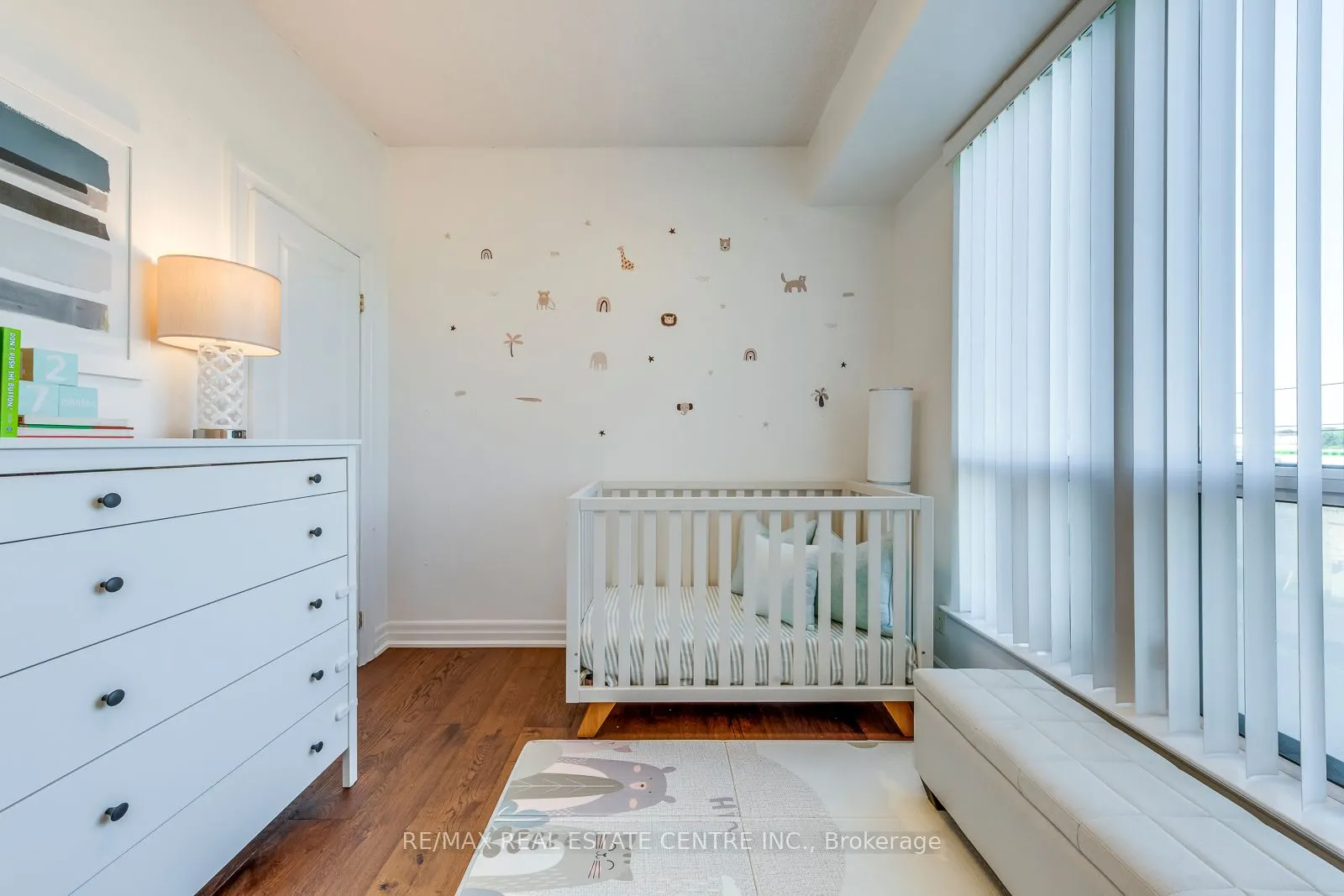 2087 Lake Shore Boulevard W, #401
