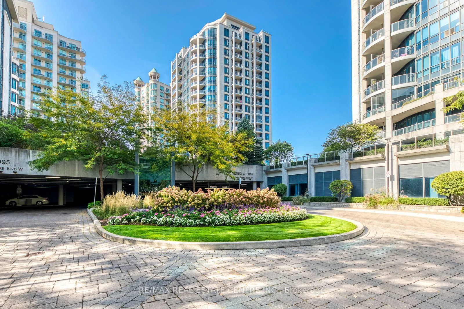 2087 Lake Shore Boulevard W, #401