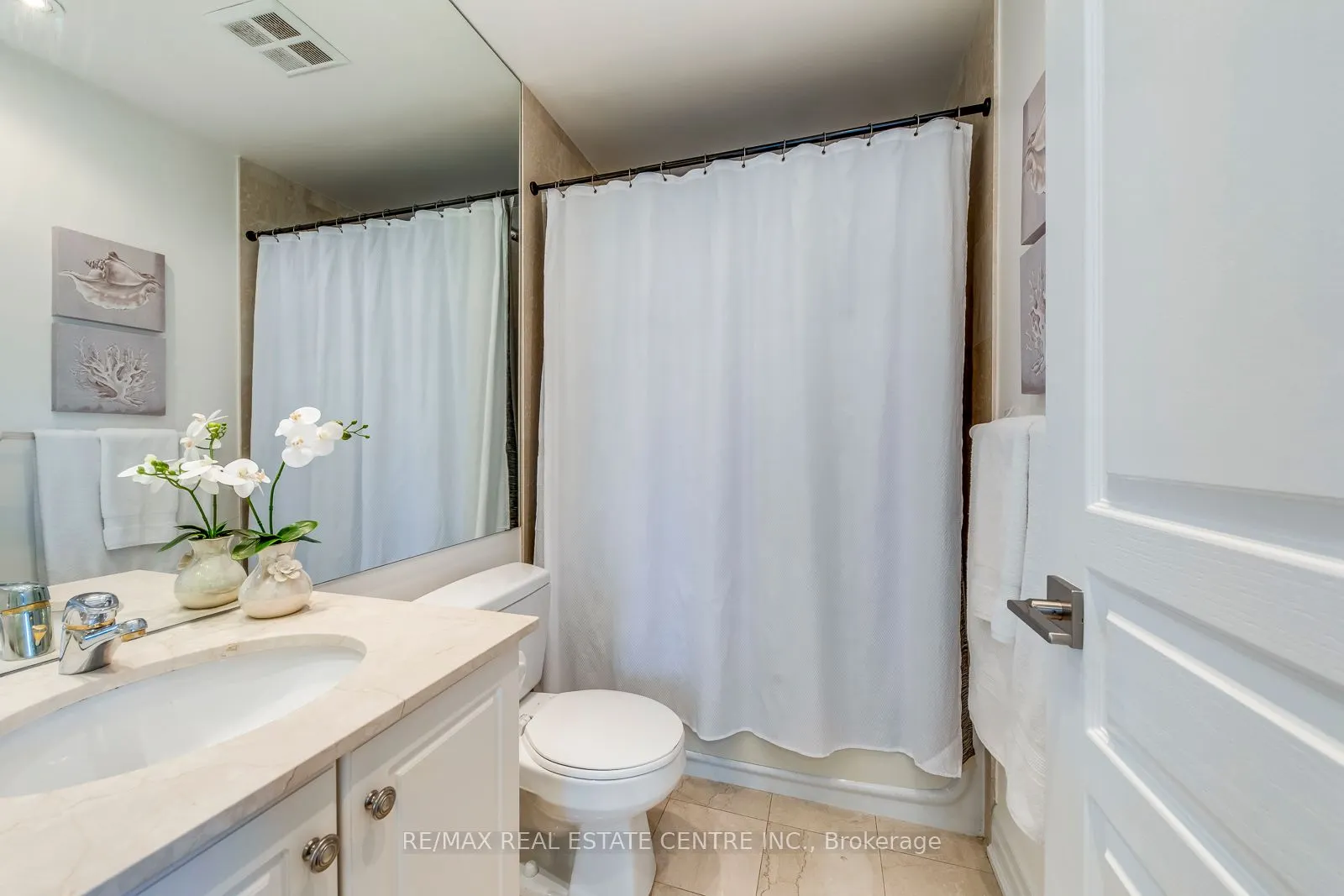 2087 Lake Shore Boulevard W, #401