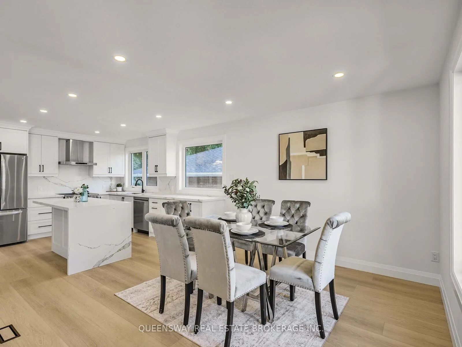 1128 Pinegrove Road
