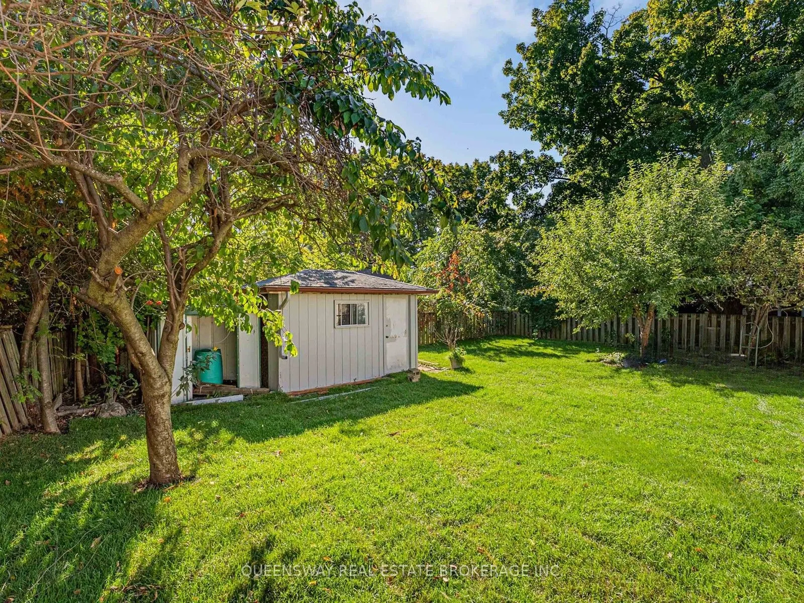 1128 Pinegrove Road