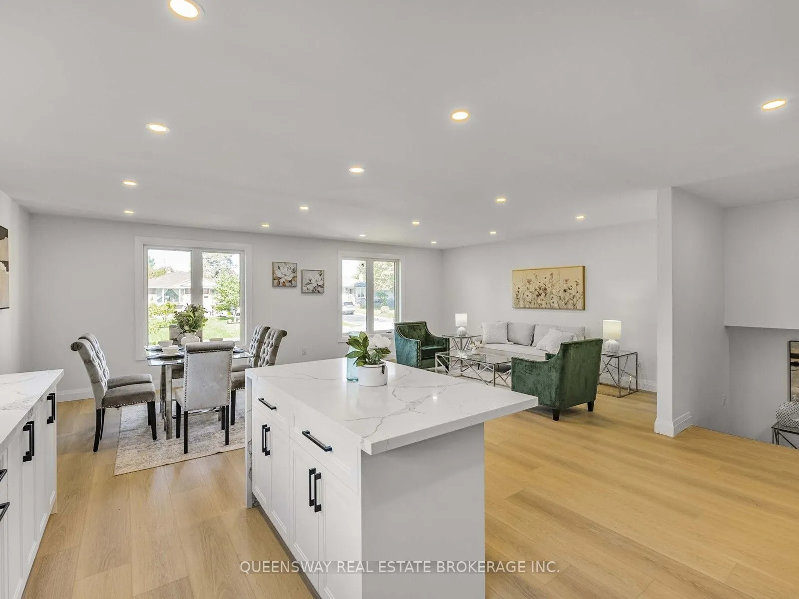 1128 Pinegrove Road