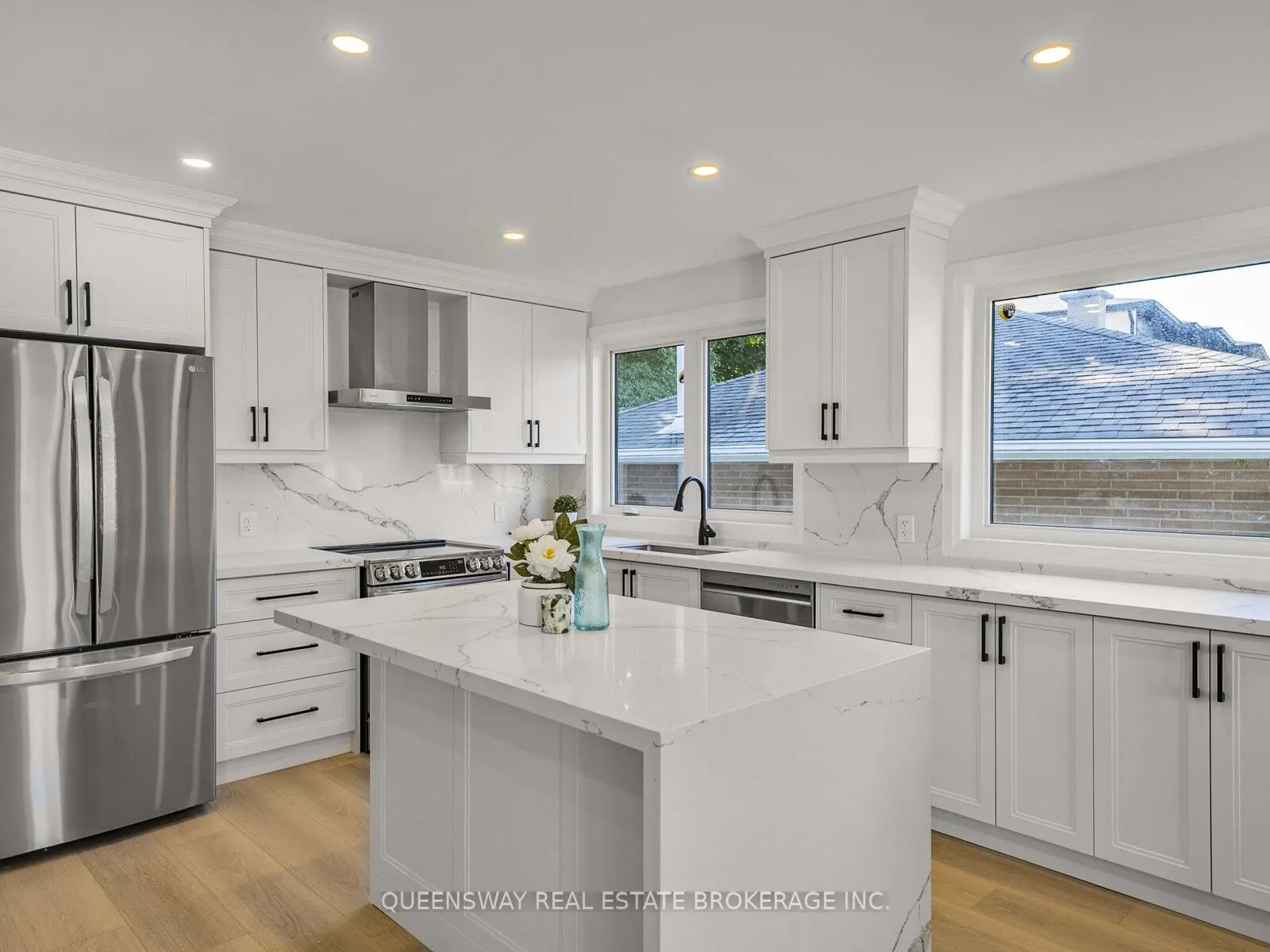1128 Pinegrove Road