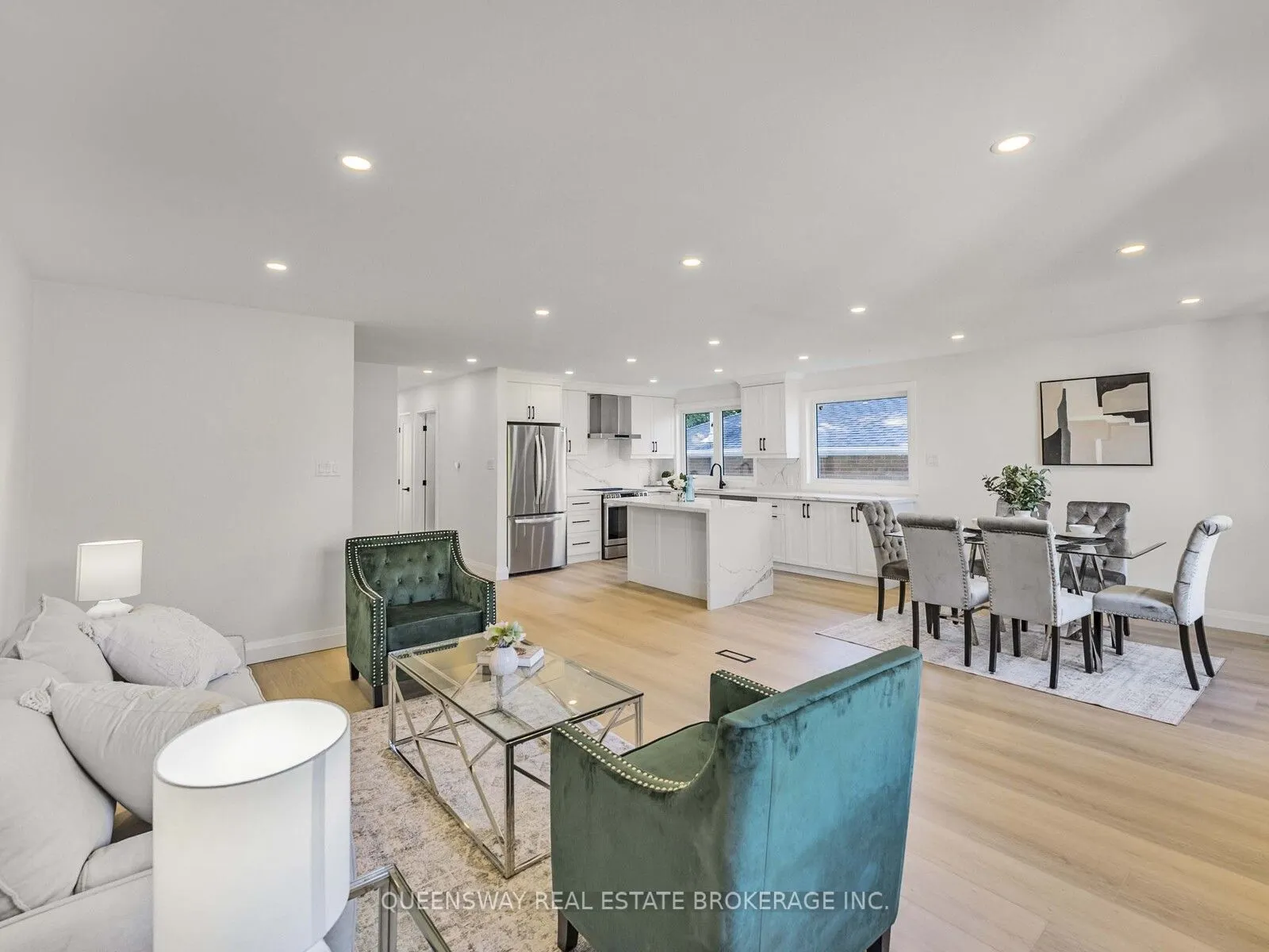 1128 Pinegrove Road