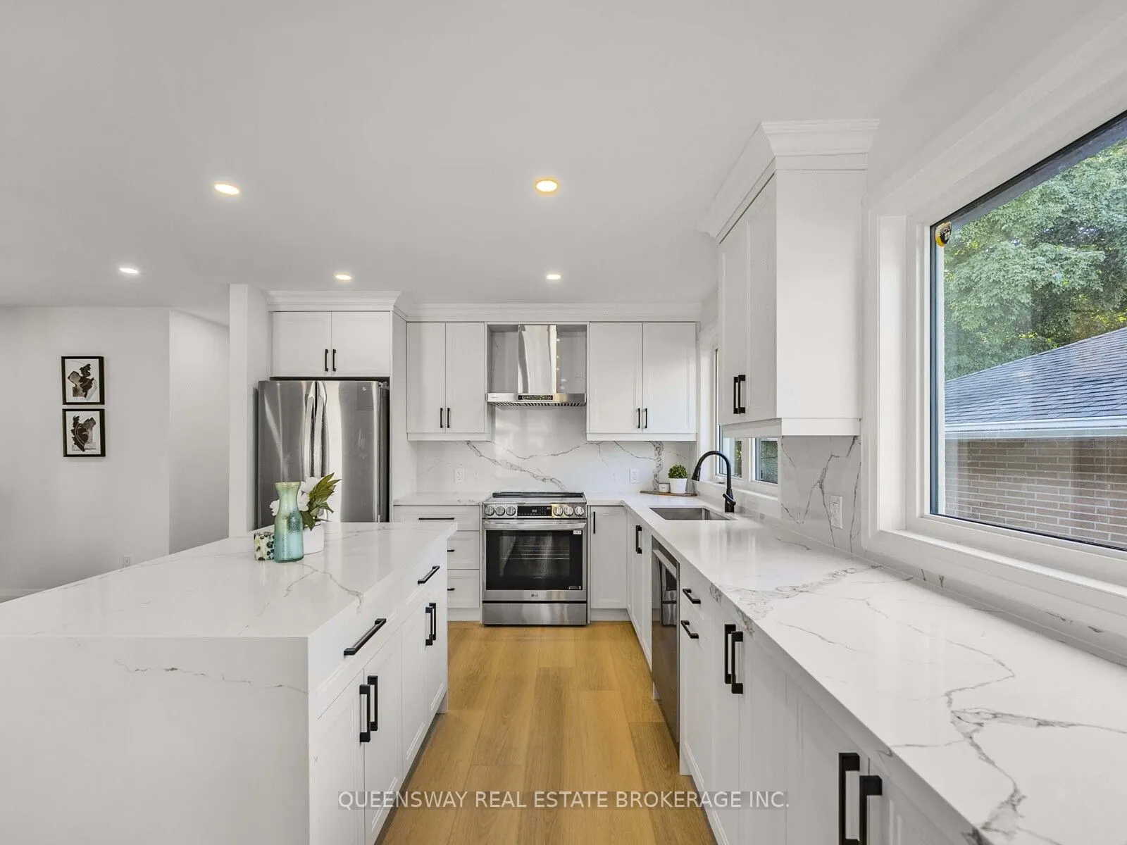 1128 Pinegrove Road