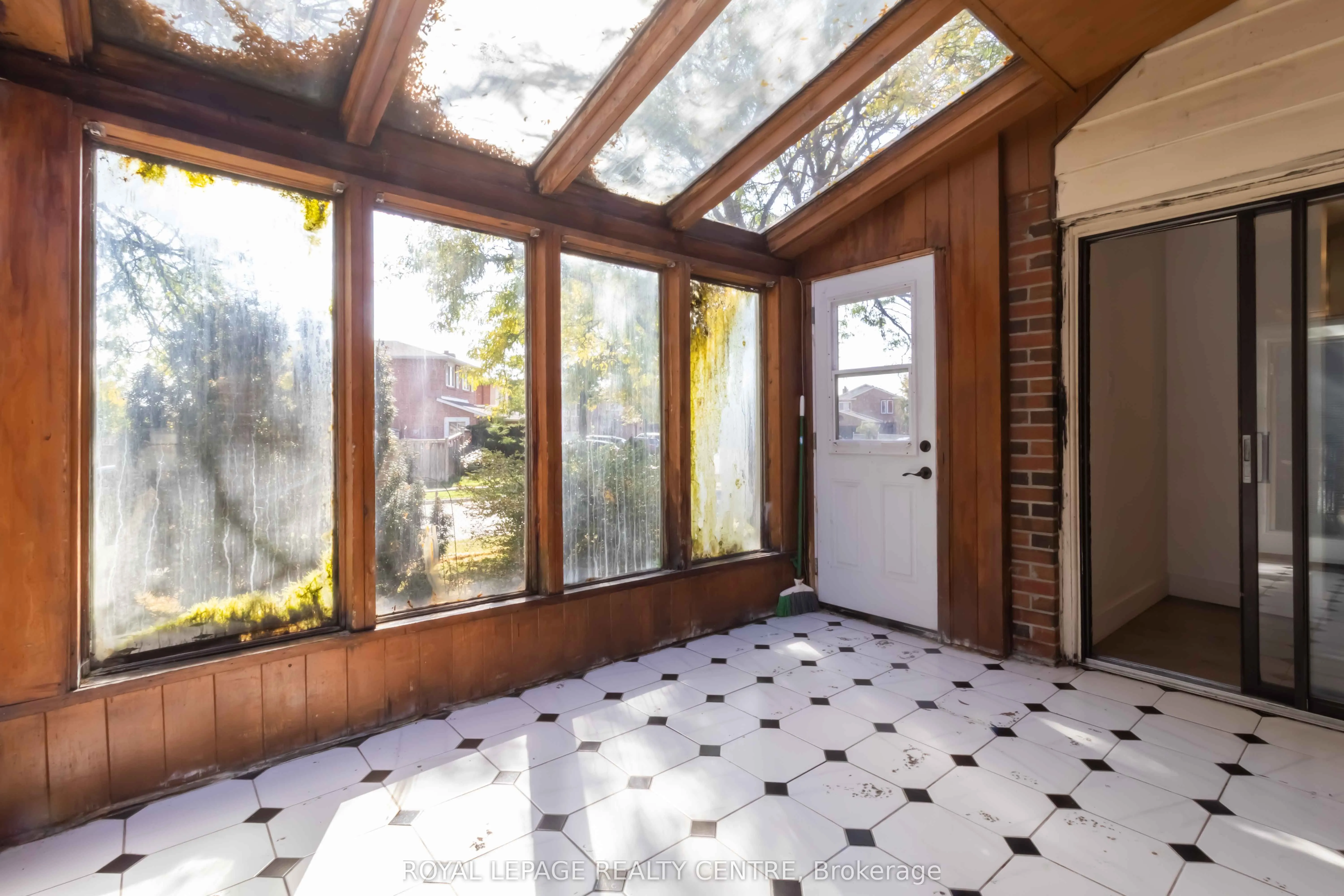 4272 Tea Garden Circle