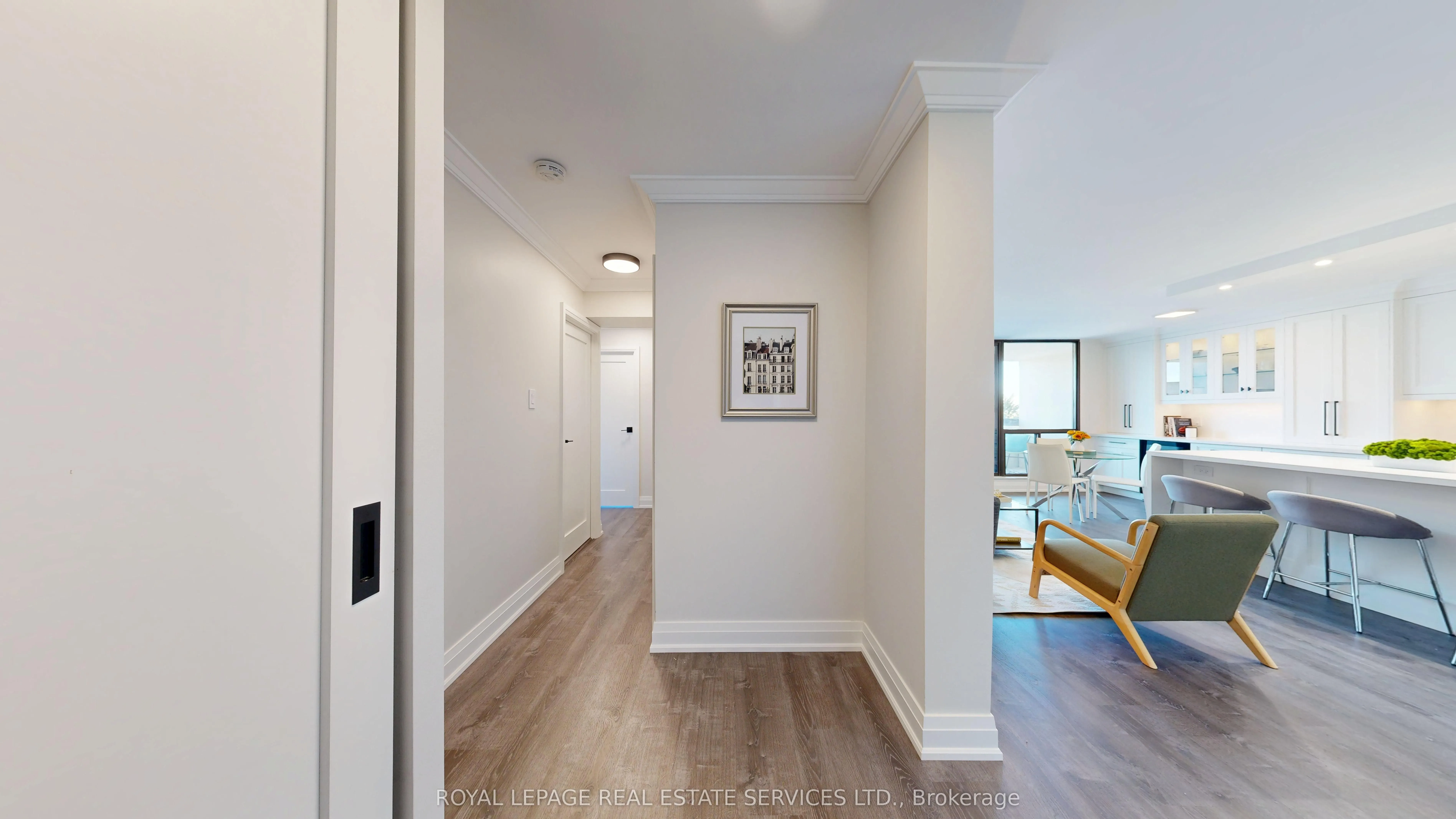 100 Quebec Avenue, #804
