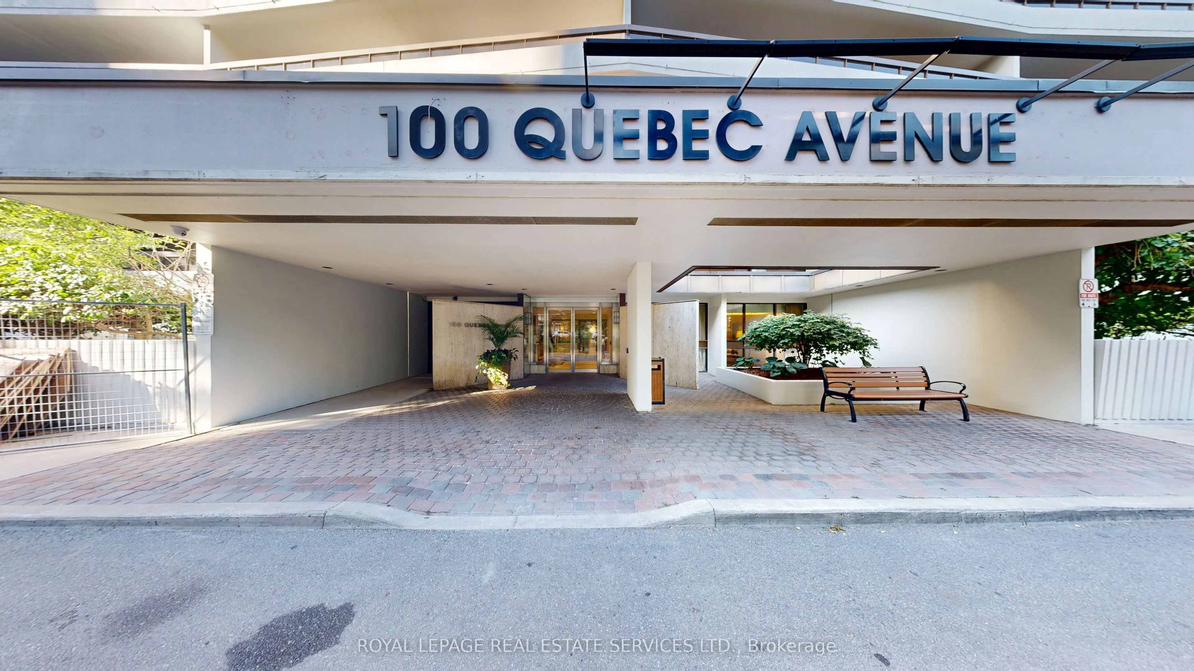100 Quebec Avenue, #804