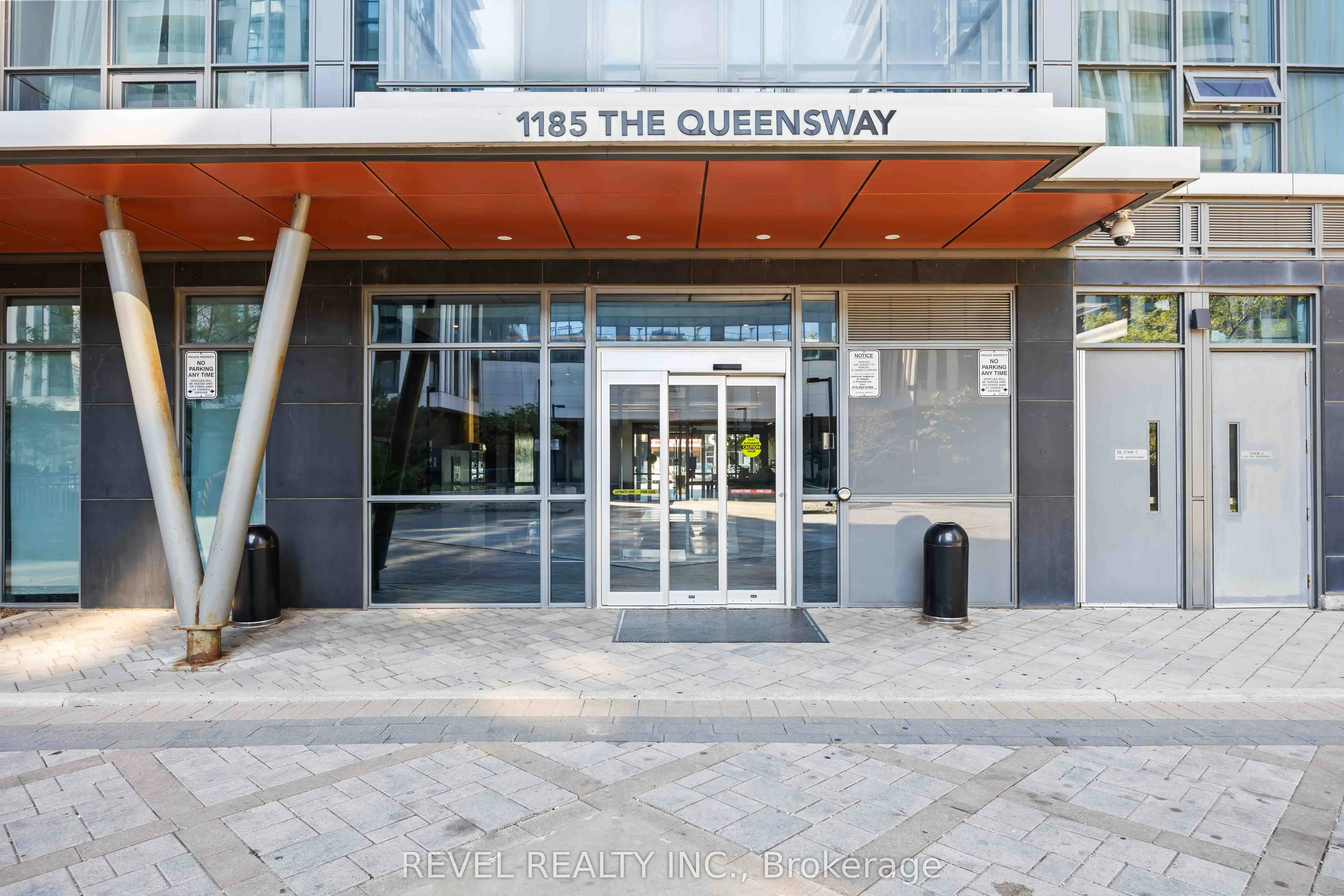 1185 The Queensway, #209