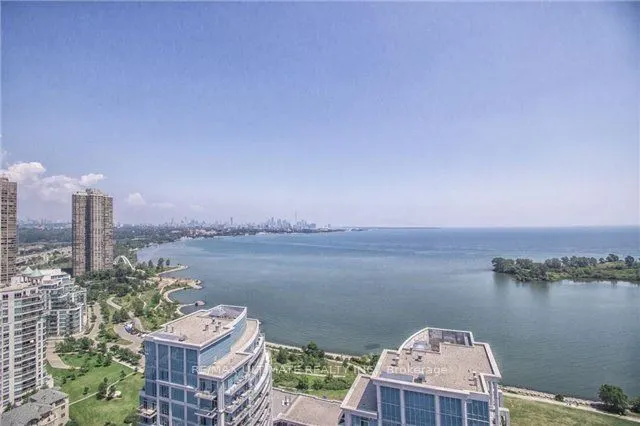 2121 Lake Shore Boulevard W, #209