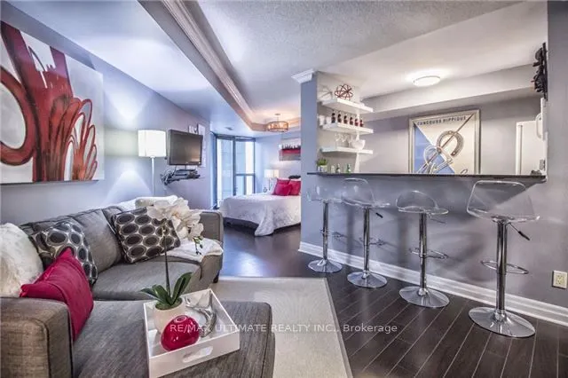 2121 Lake Shore Boulevard W, #209