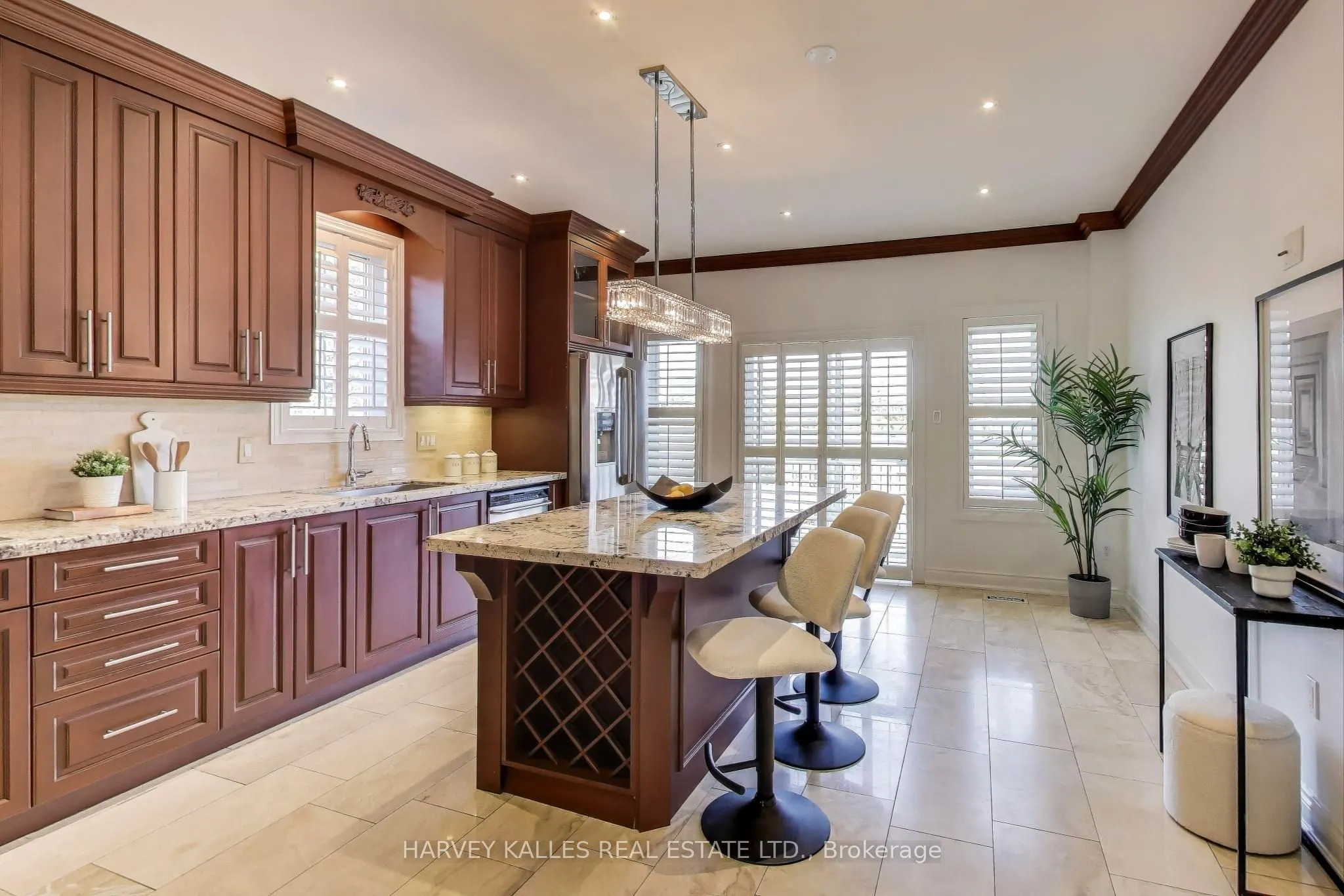 4 Corbett Avenue