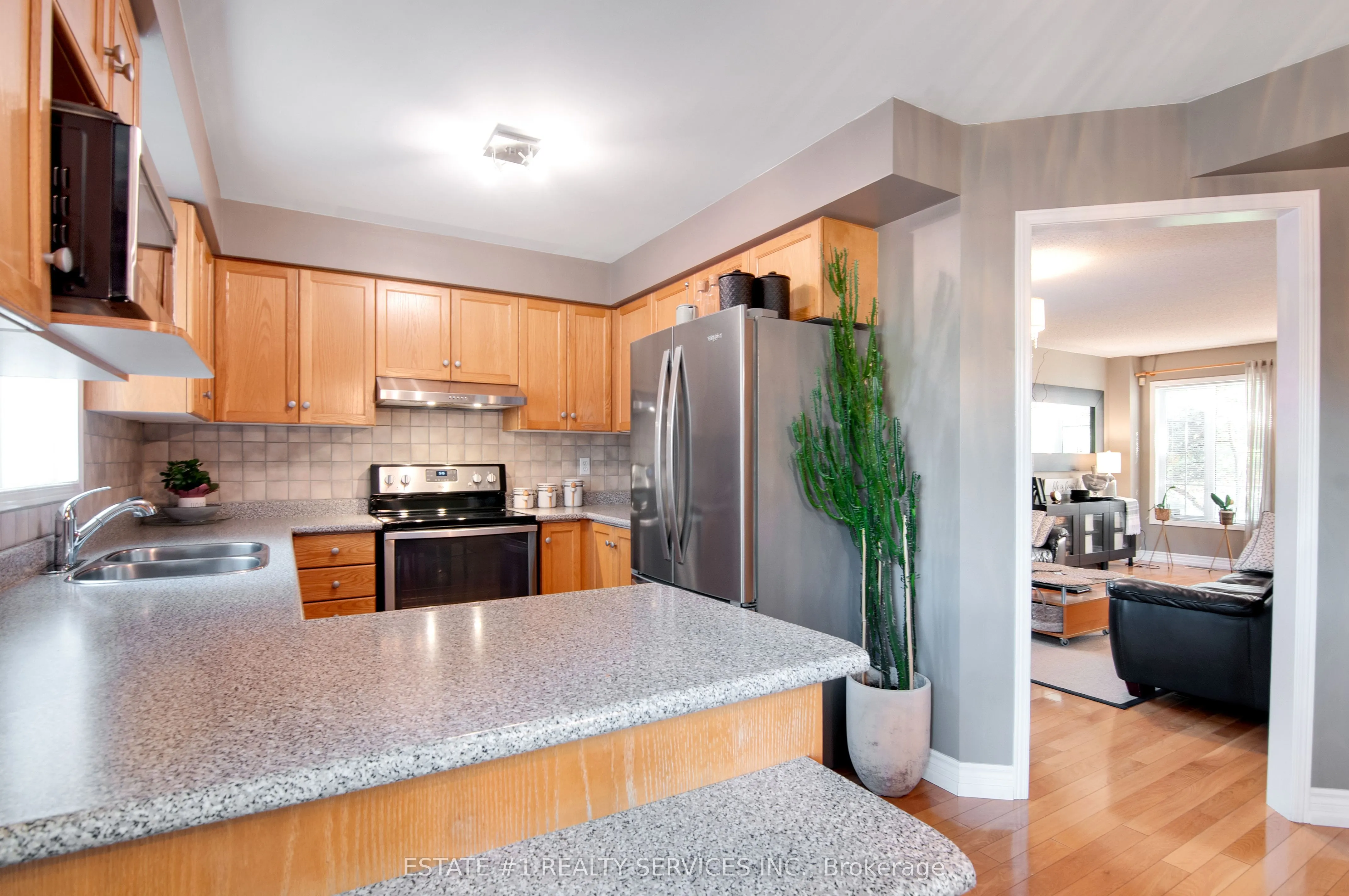 102 Cresthaven Road