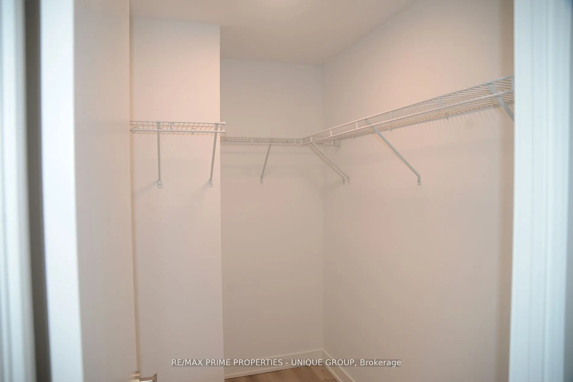 374 Martha Street, #2305