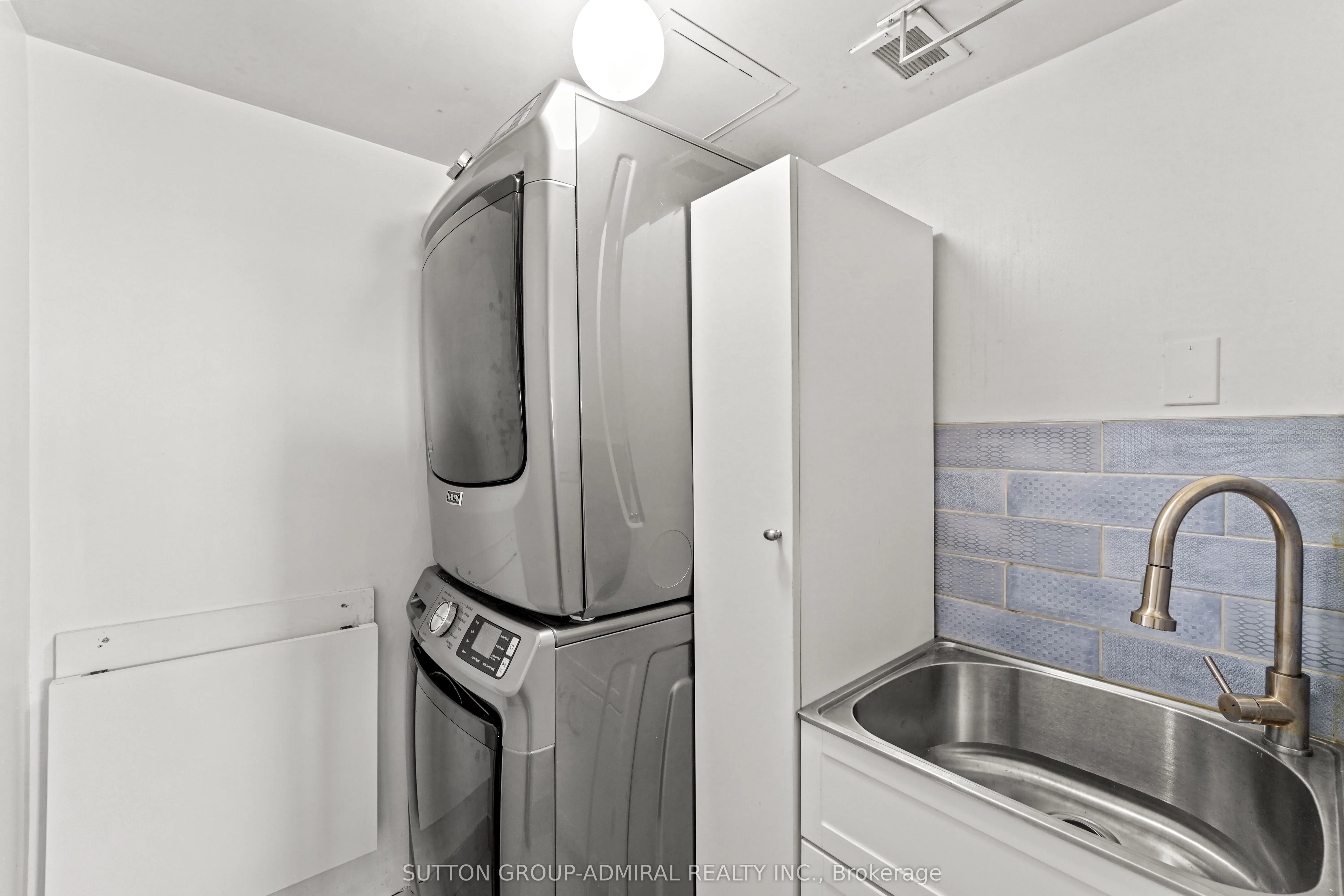 270 Scarlett Road, #1001