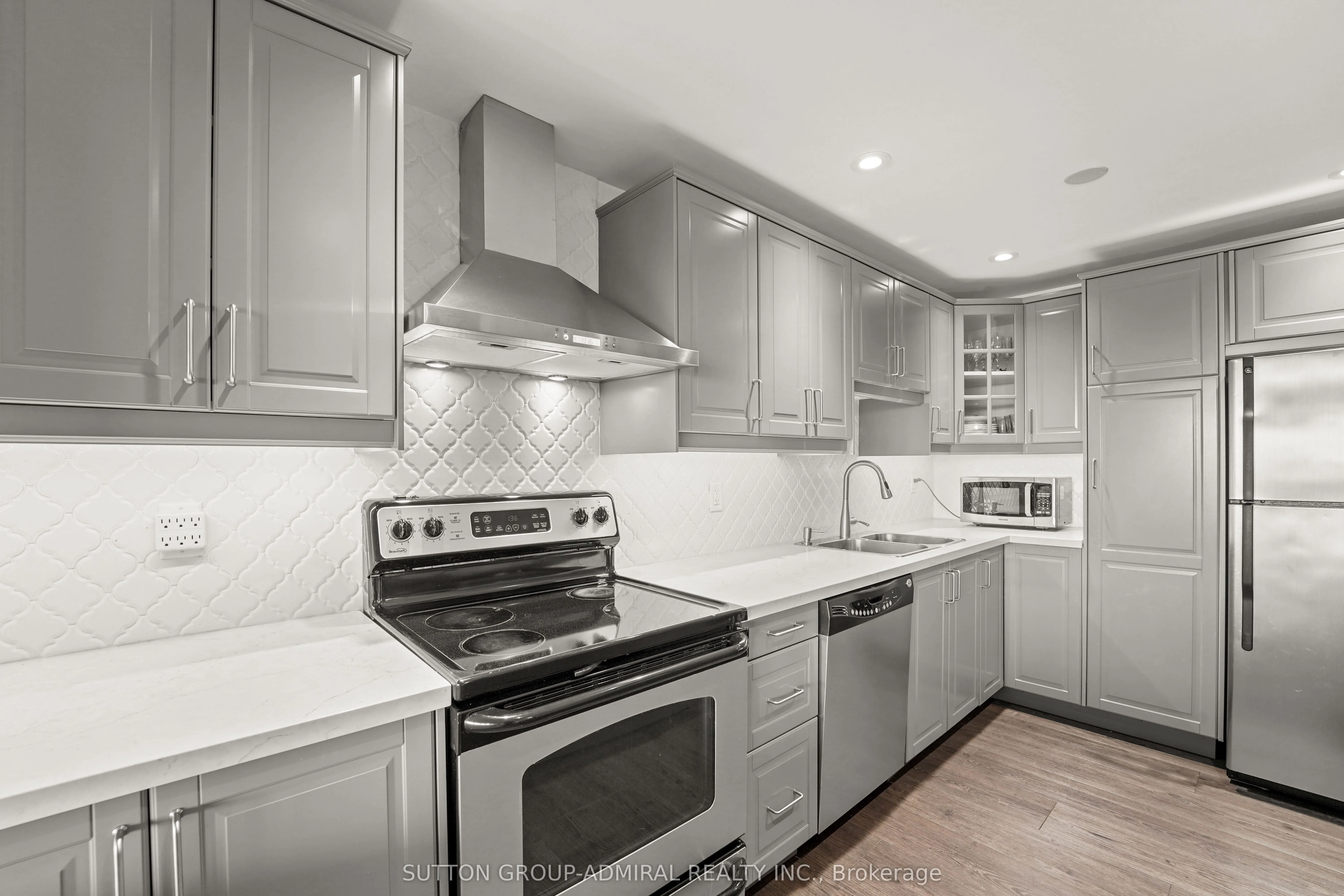 270 Scarlett Road, #1001