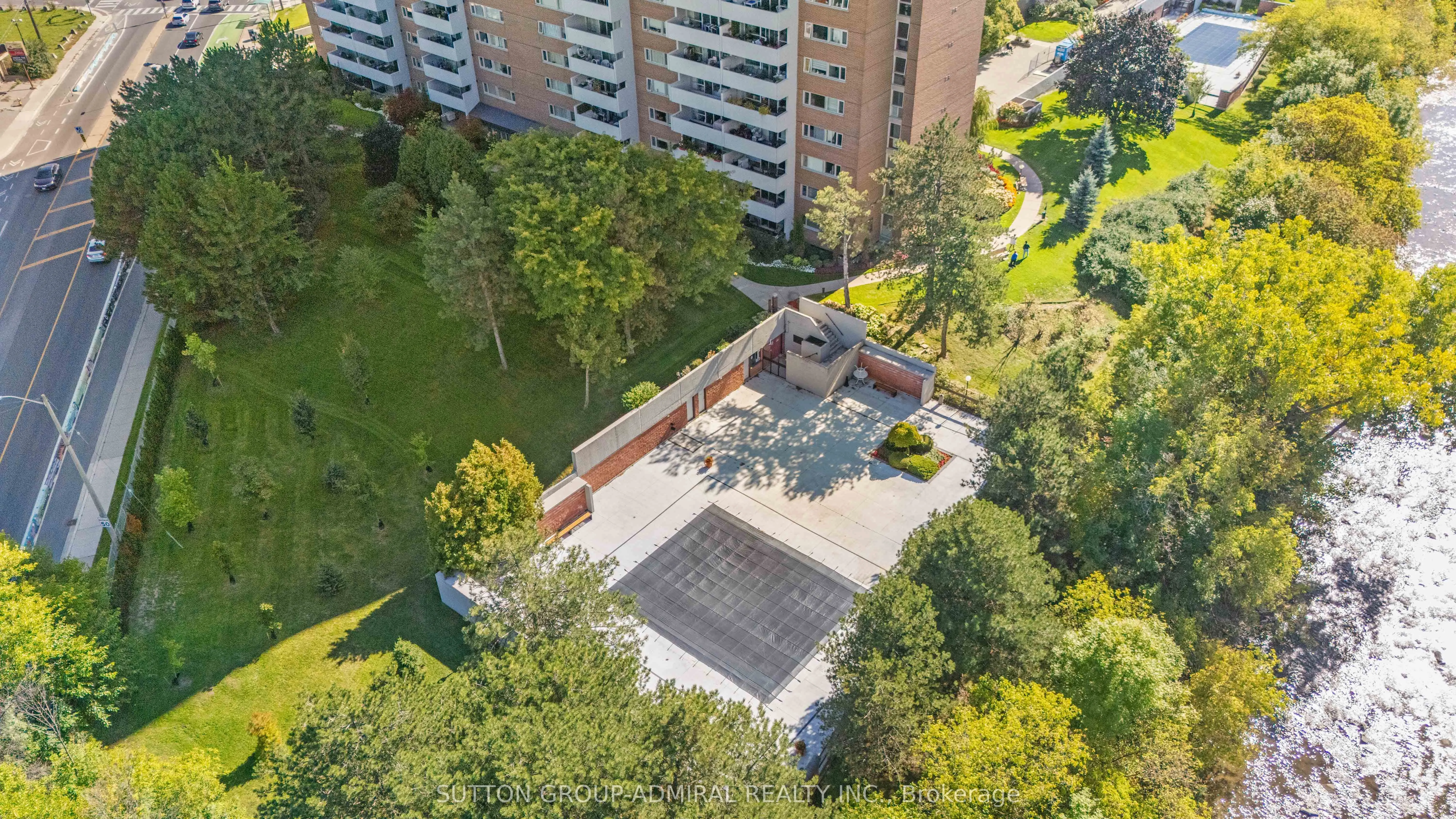 270 Scarlett Road, #1001