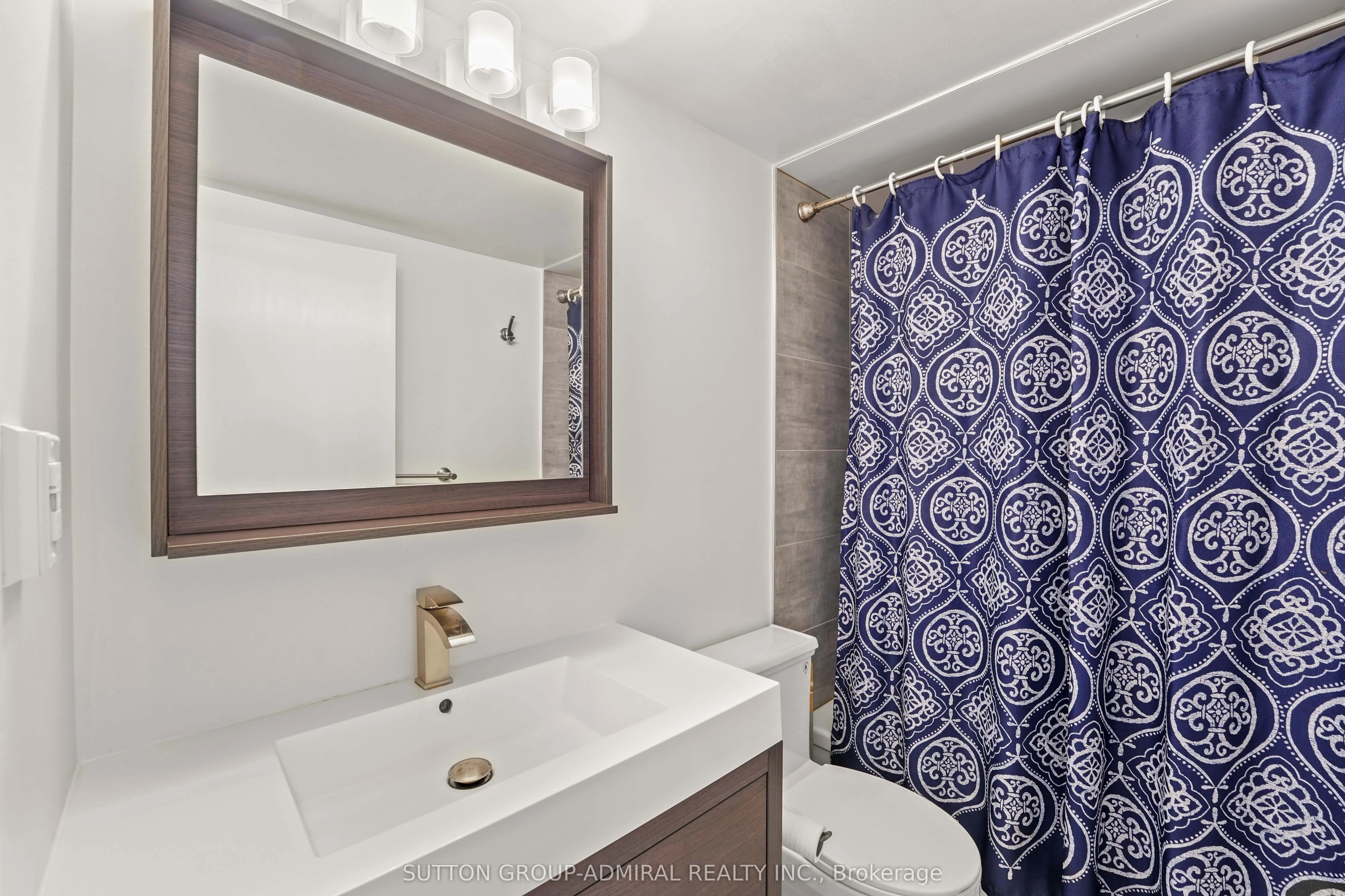 270 Scarlett Road, #1001