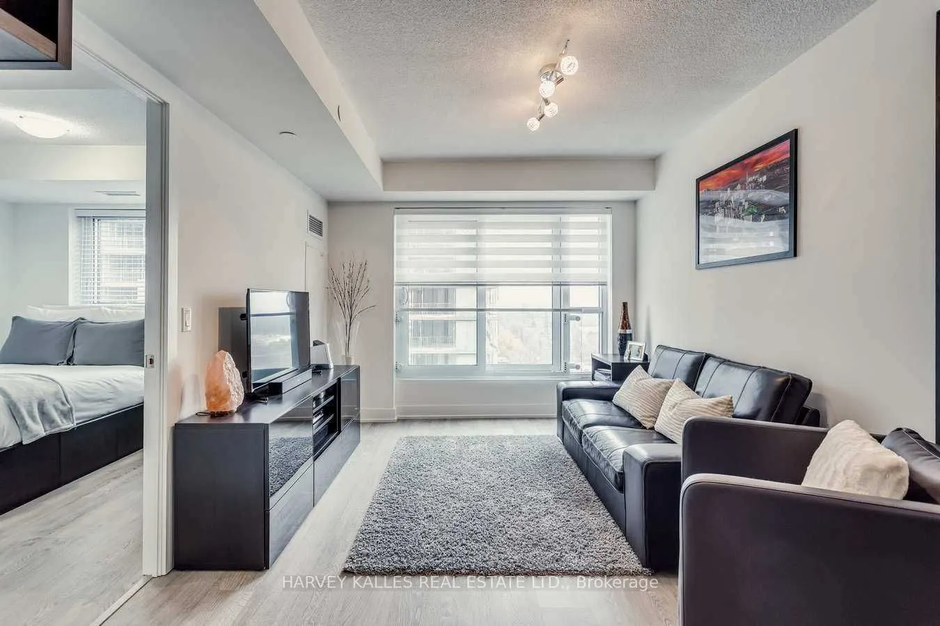 7 Mabelle Avenue, #1206