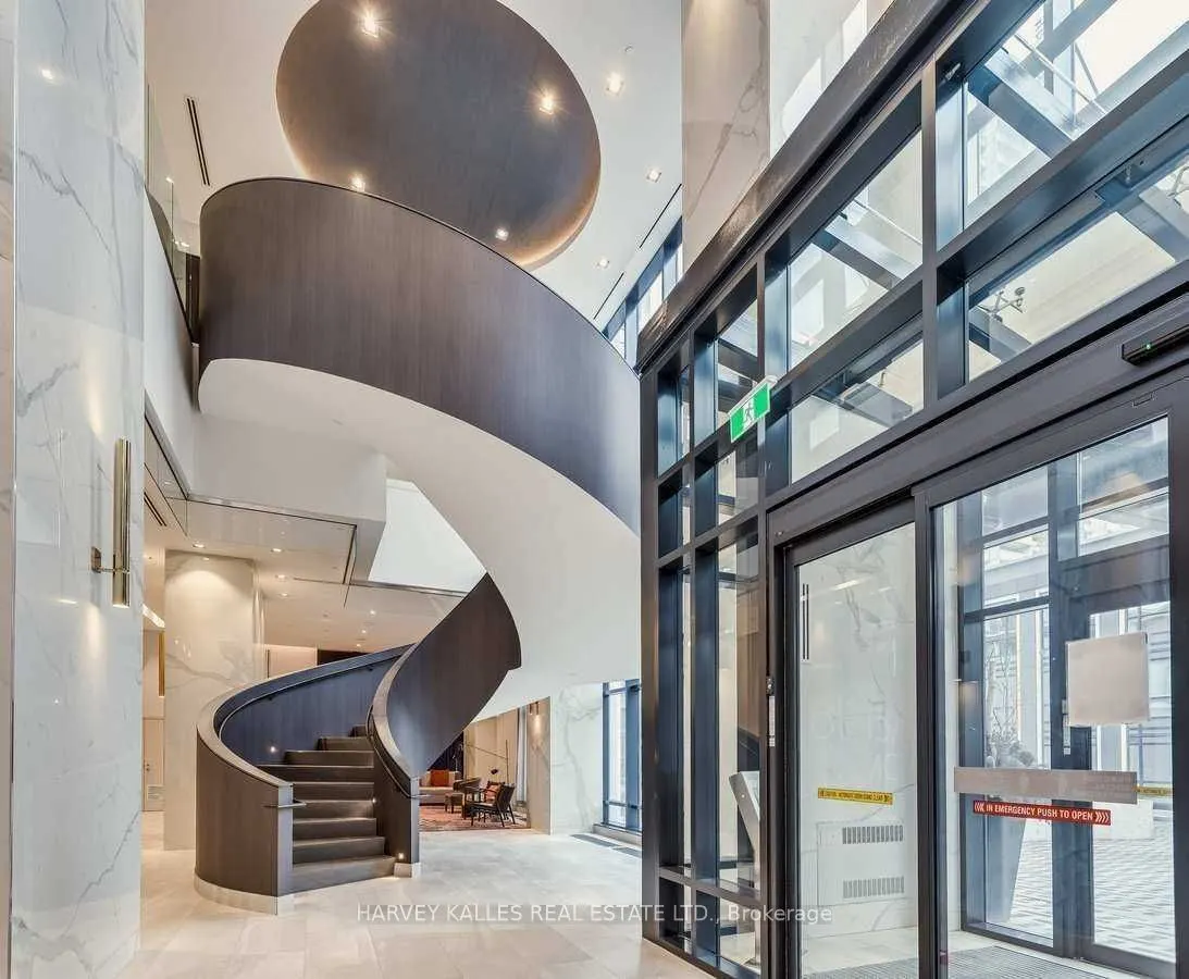 7 Mabelle Avenue, #1206