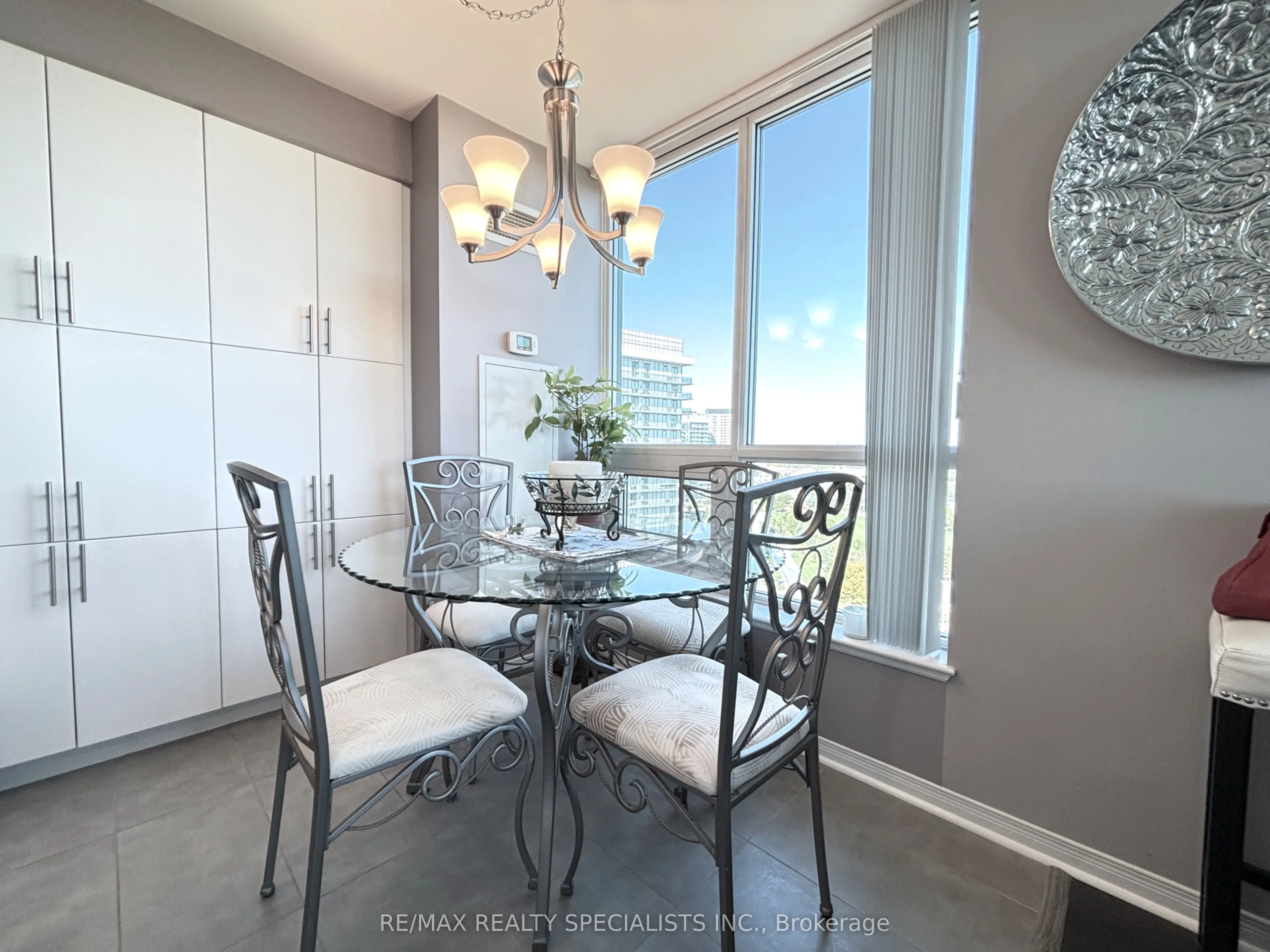 4900 Glen Erin Drive, #1604
