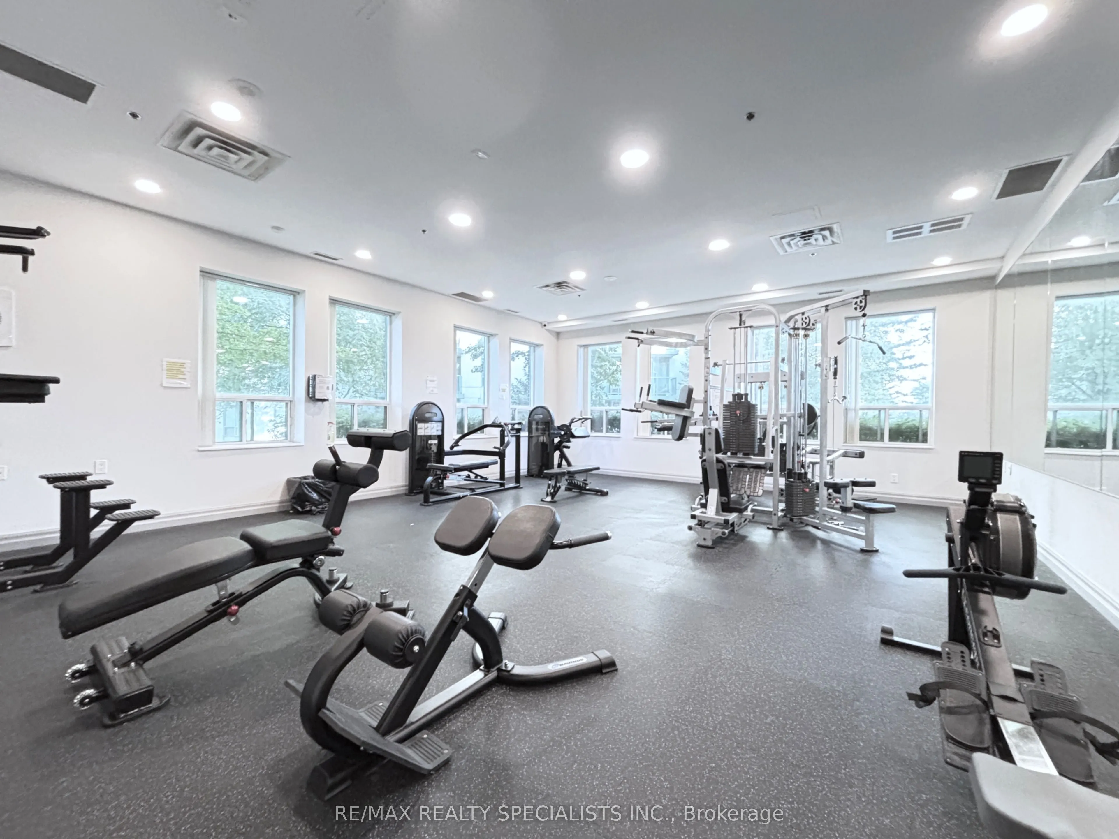 4900 Glen Erin Drive, #1604