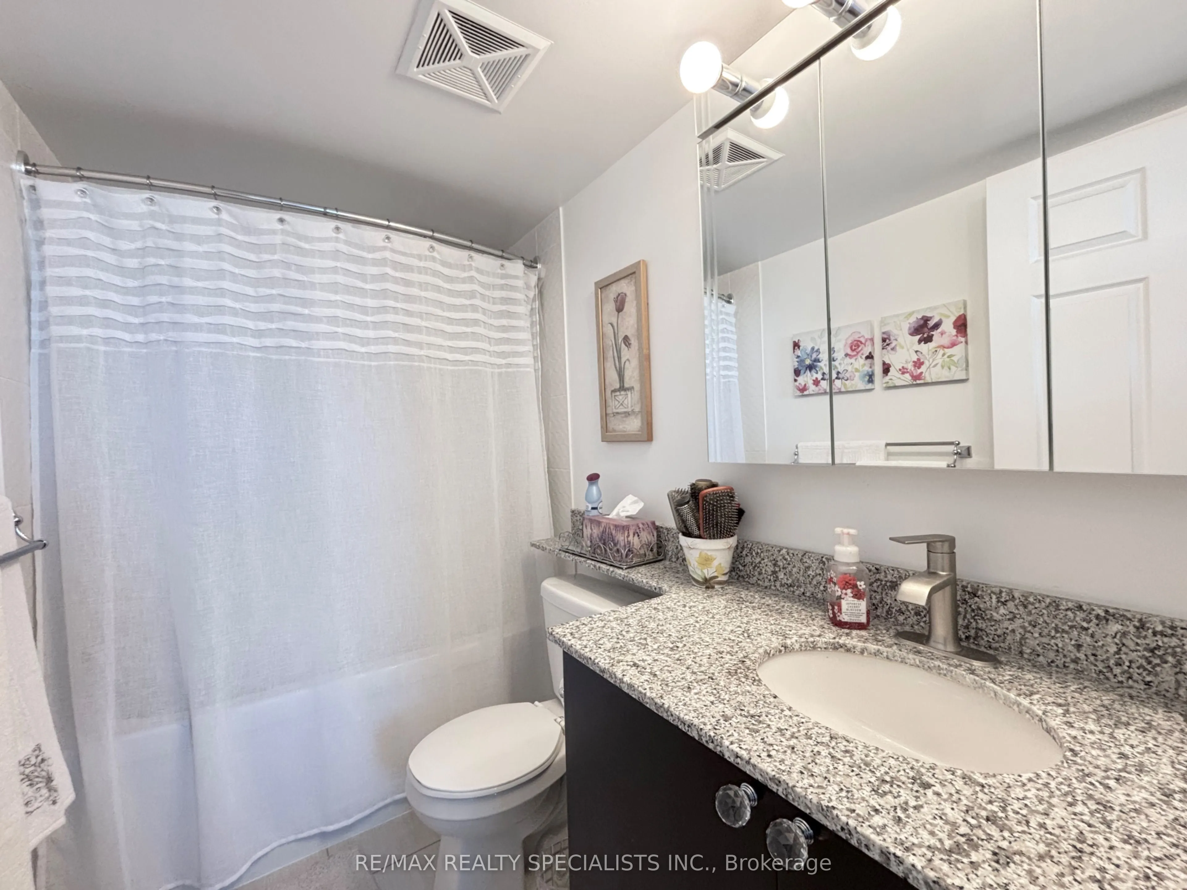 4900 Glen Erin Drive, #1604