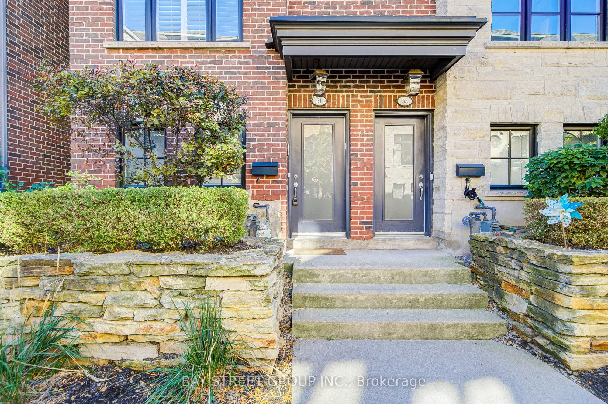 51 Lobo Mews