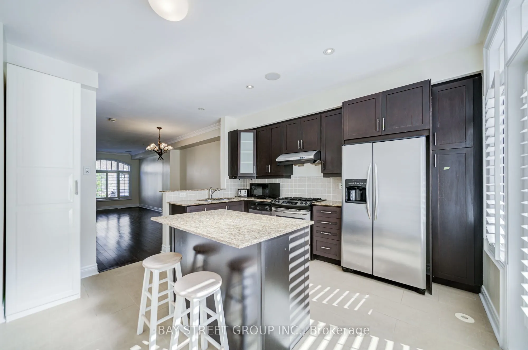 51 Lobo Mews