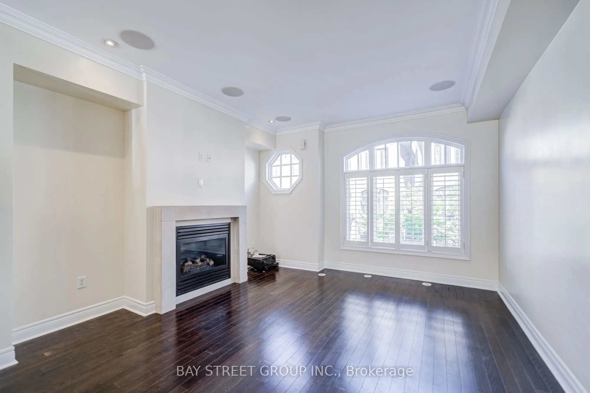 51 Lobo Mews