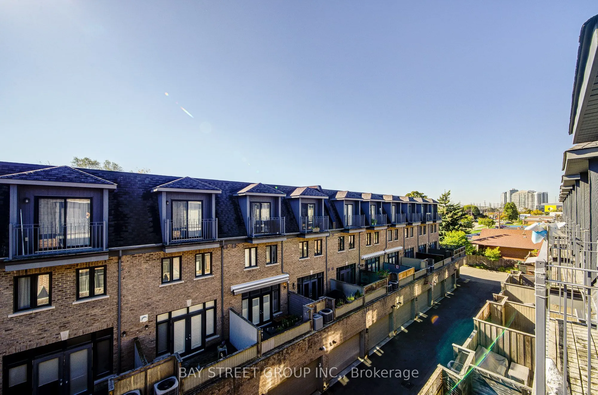 51 Lobo Mews