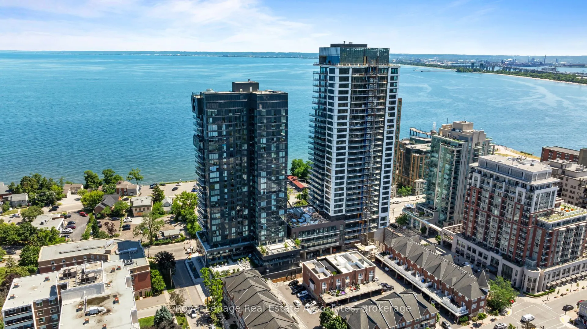 370 Martha Street, #602