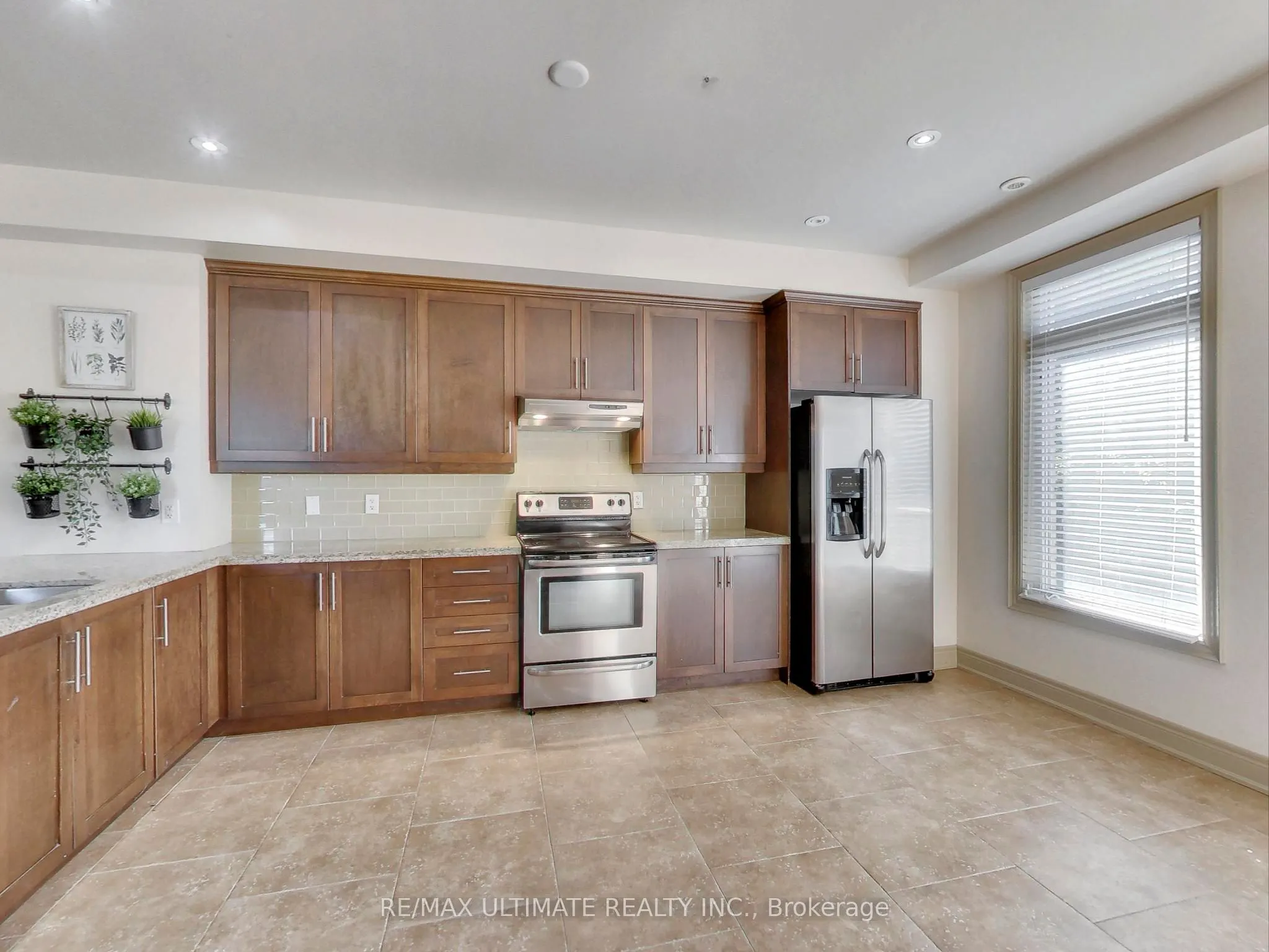 62 Monclova Road, #Upper