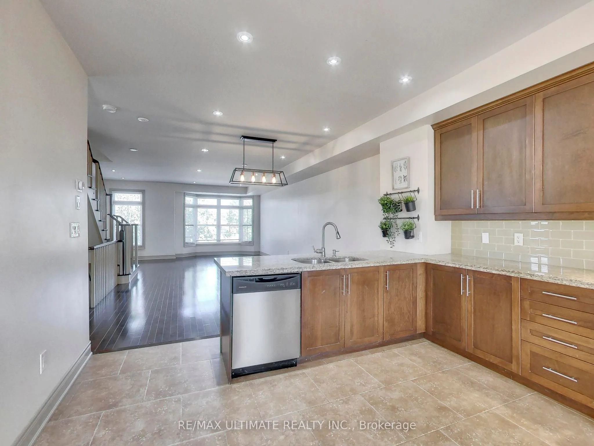 62 Monclova Road, #Upper
