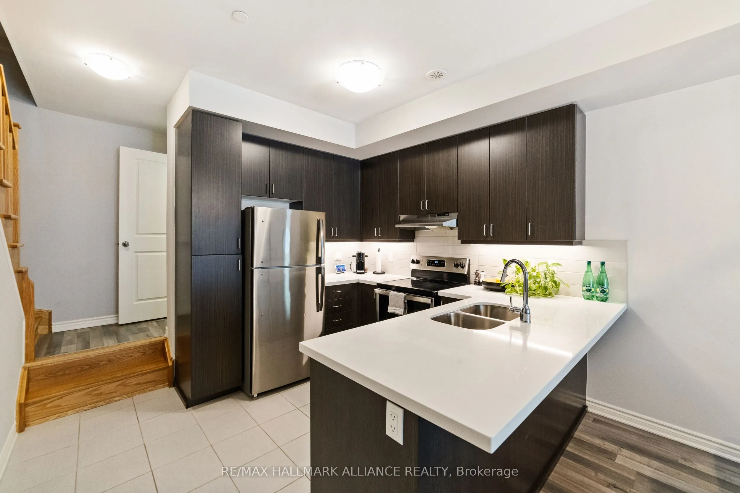 1150 Stroud Lane, #12
