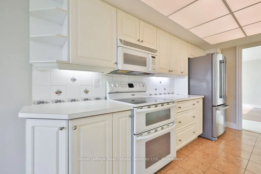 2170 Marine Drive, #607