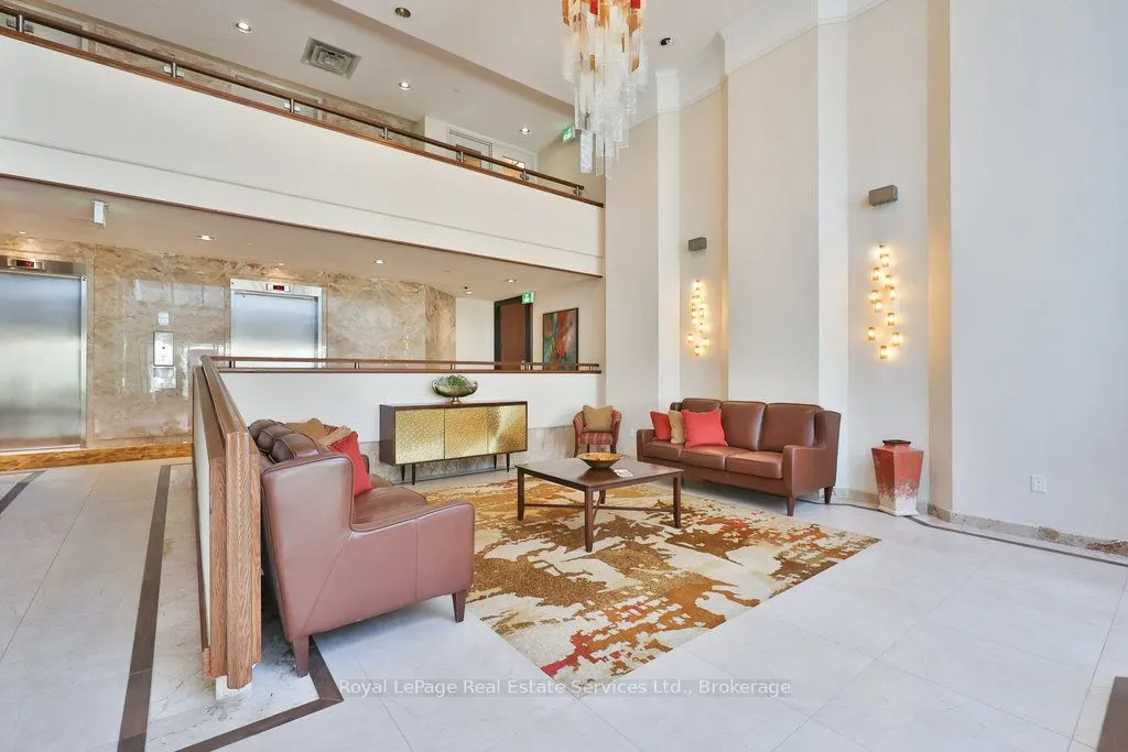 2170 Marine Drive, #607