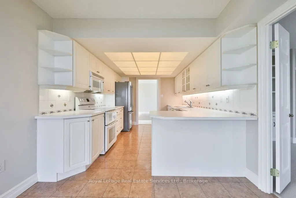 2170 Marine Drive, #607